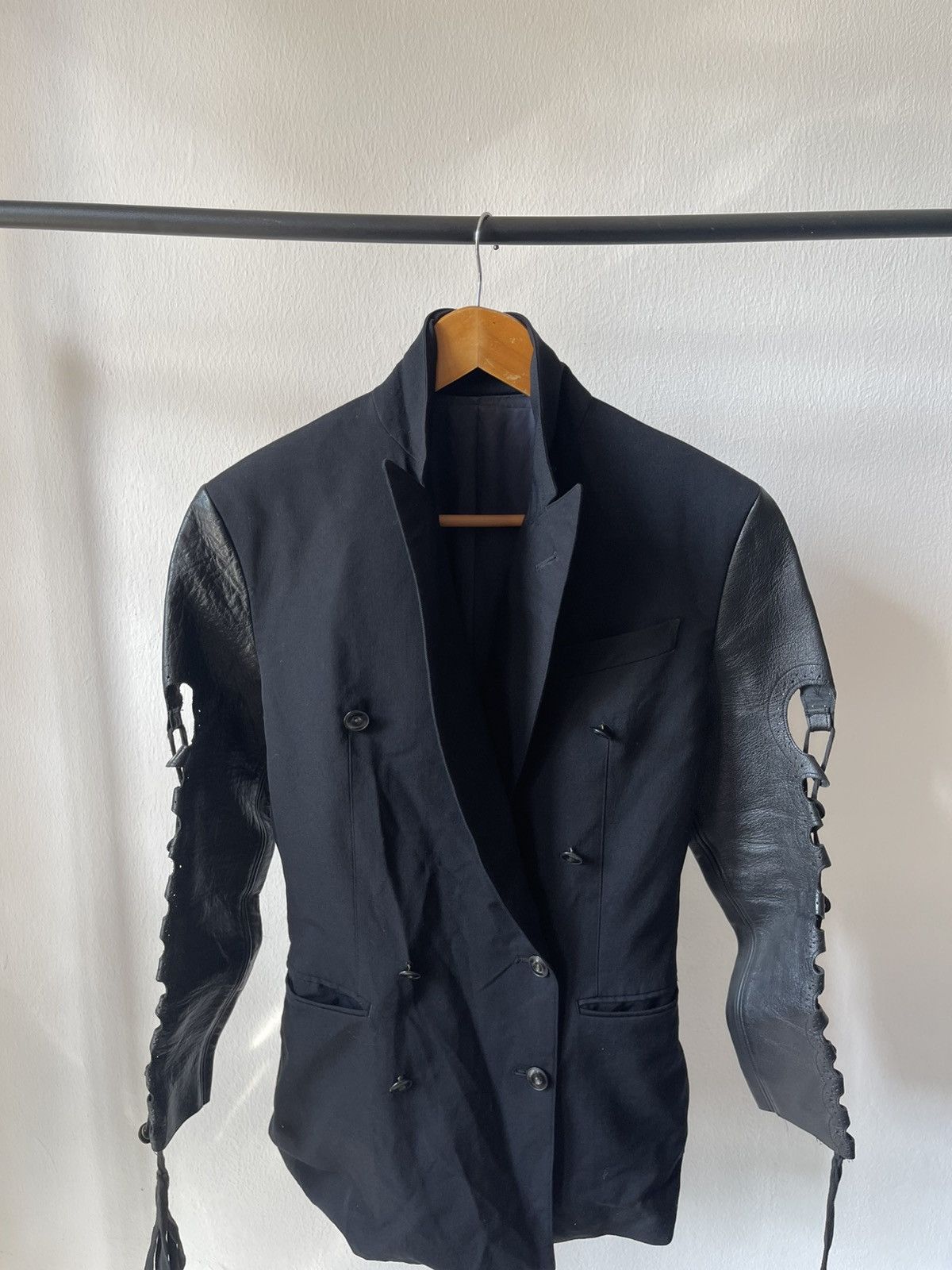 Jean Paul Gaultier Runway 1992 Jean Paul Gaultier Leather Sleeve Jacket 11 Size S / US 4 / IT 40 - 2 Thumbnail