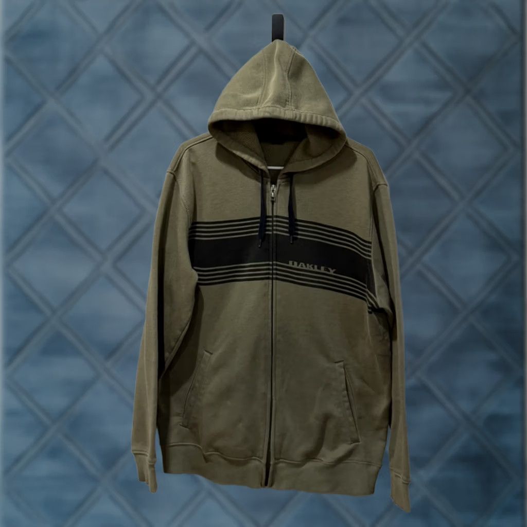 Oakley VINTAGE Oakley Hoodie Sweatshirt Surf Beach Grunge Y2K Green LARGE Mens Full Zip Size US L / EU 52-54 / 3 - 1 Thumbnail