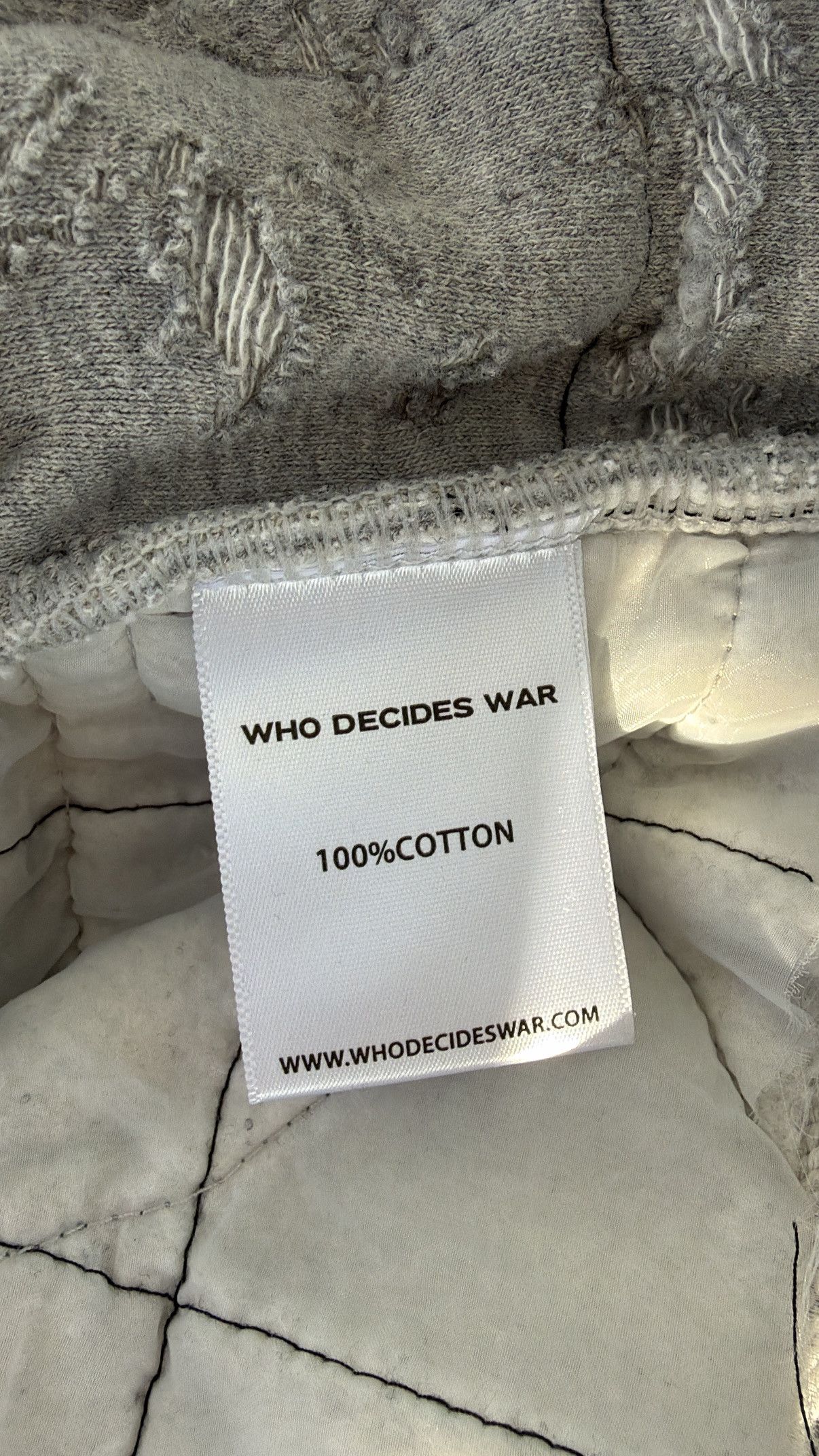 Who Decides War Atom Pull Over Vintage Grey Size US L / EU 52-54 / 3 - 5 Thumbnail