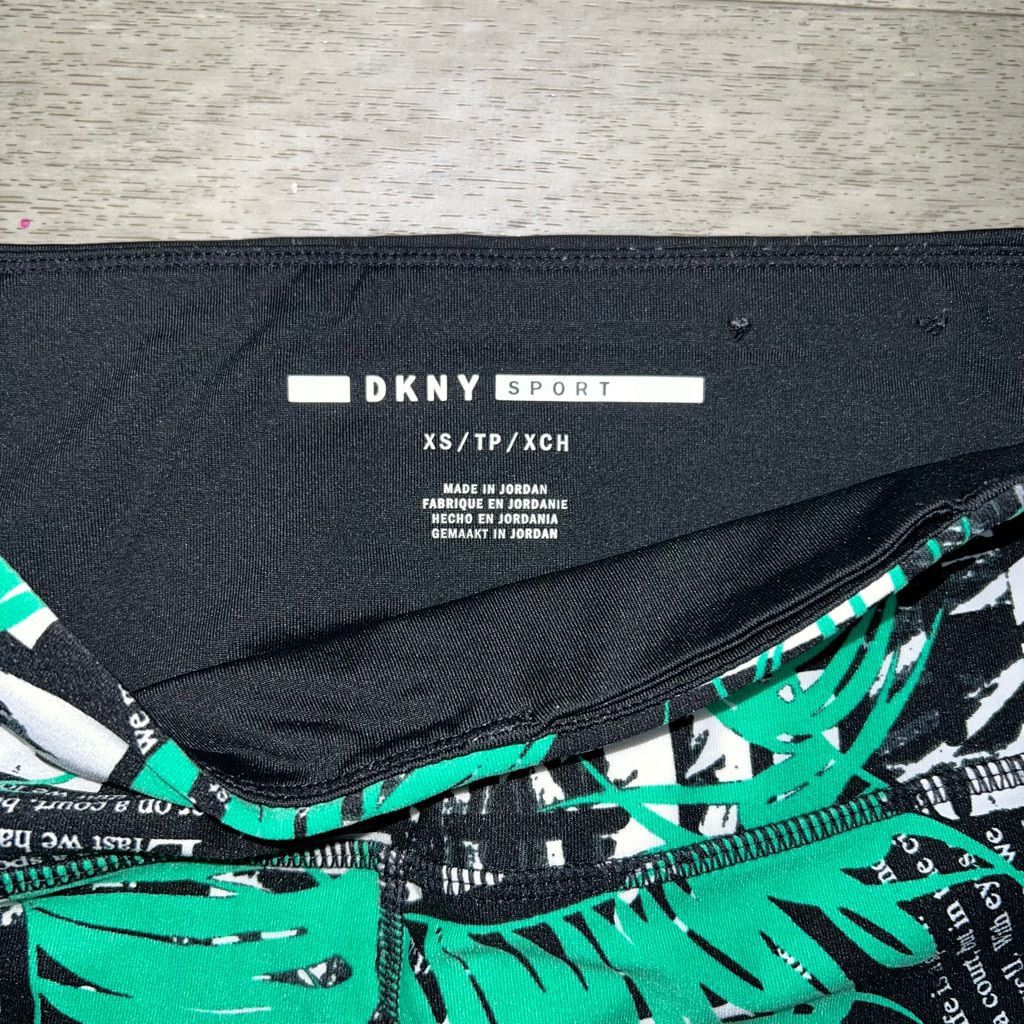DKNY DKNY Sport, Evy Leggings Troptext Printed High-Waist 7/8 Leggings, Women’s XS Size 25" / US 0 / IT 36 - 4 Thumbnail