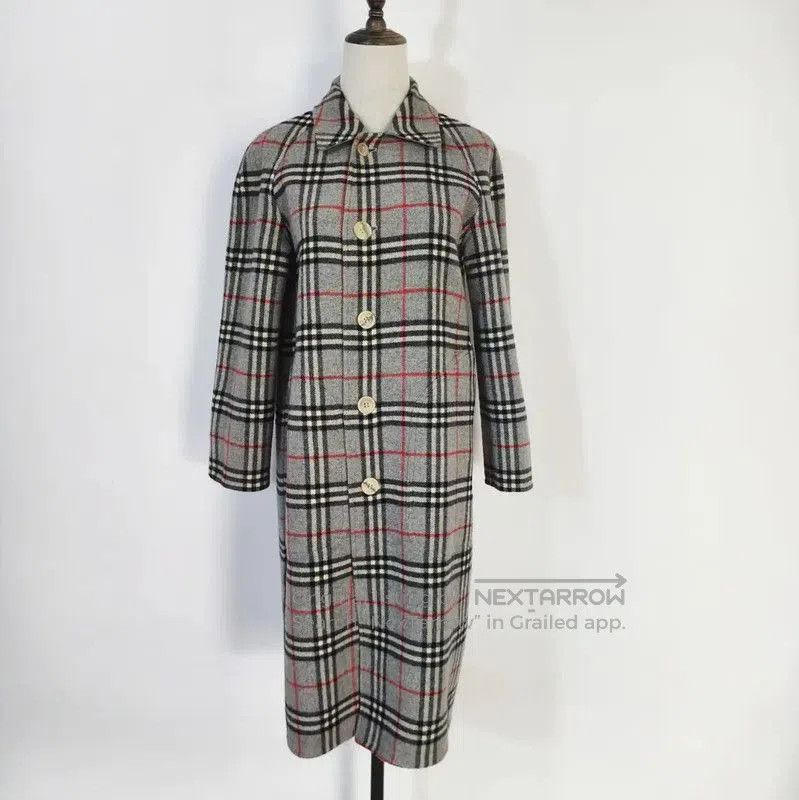 Burberry Burberry Grey Wool Plaid Long Coat for Women. Size M / US 6-8 / IT 42-44 - 4 Thumbnail