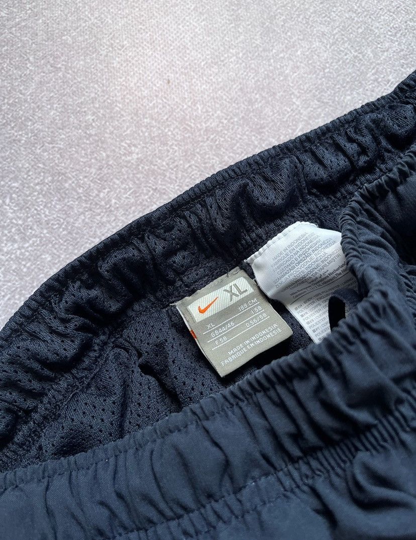 Nike × Vintage Vintage Nike Swoosh Baggy Nylon Trackpants Y2K XL Size US 36 / EU 52 - 6 Thumbnail