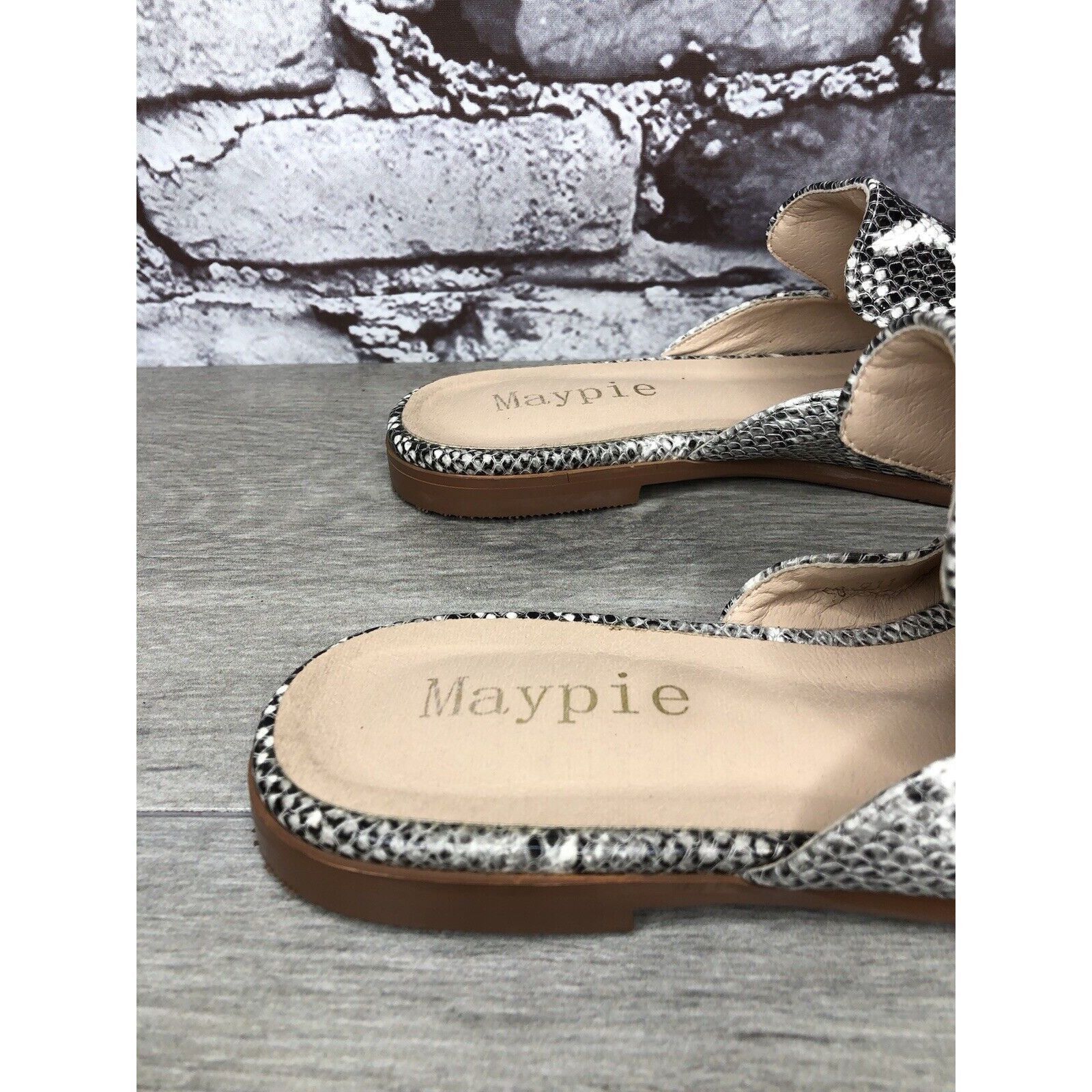 Other Maypie Ivory Black Snake Skin Print Pointed Toe Flats Mules Size US 7 / IT 37 - 19 Thumbnail