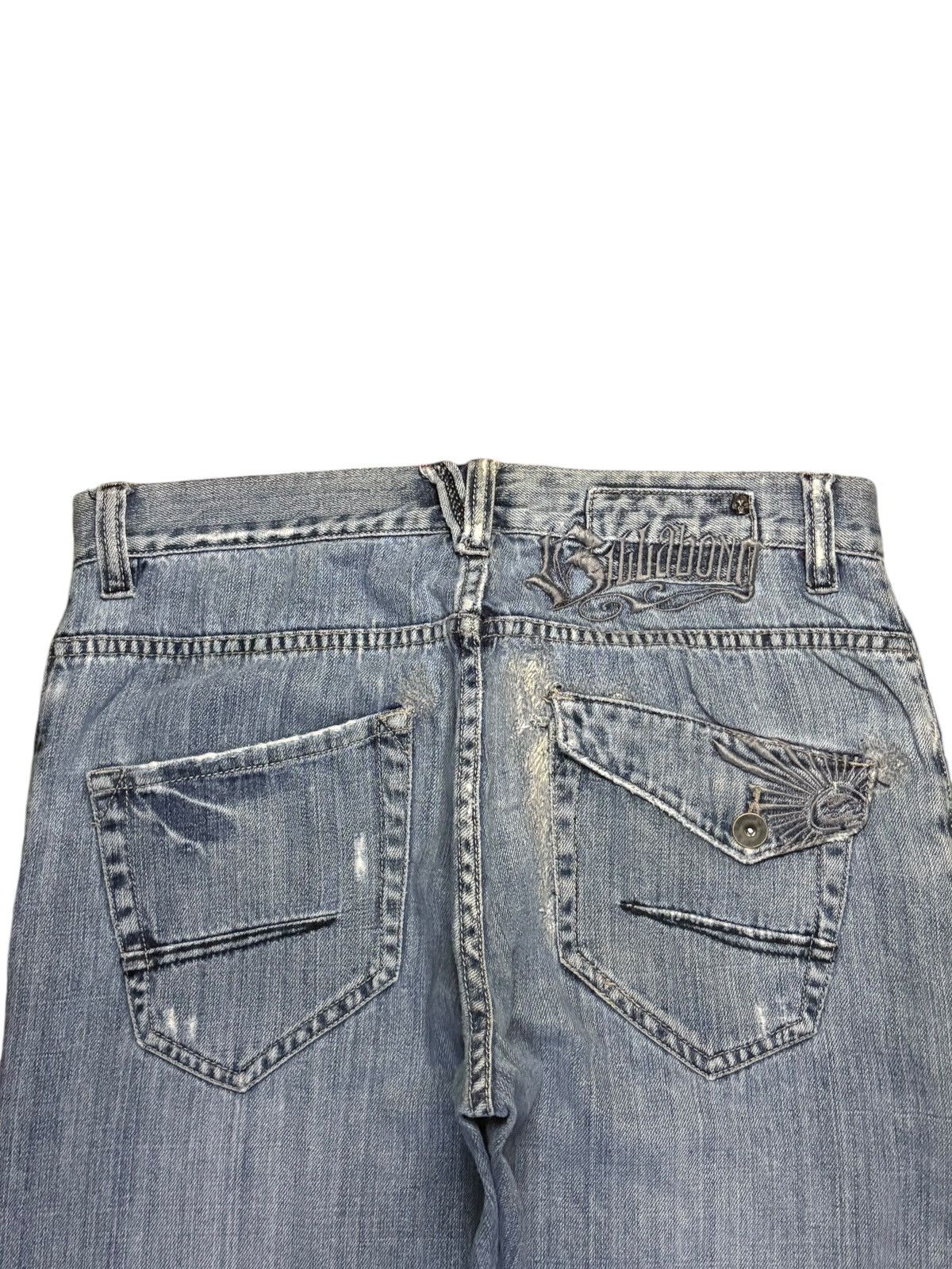 Japanese Brand Vintage Japanese Brand Blue Wash Distressed Baggy Jeans Size US 33 - 8 Thumbnail