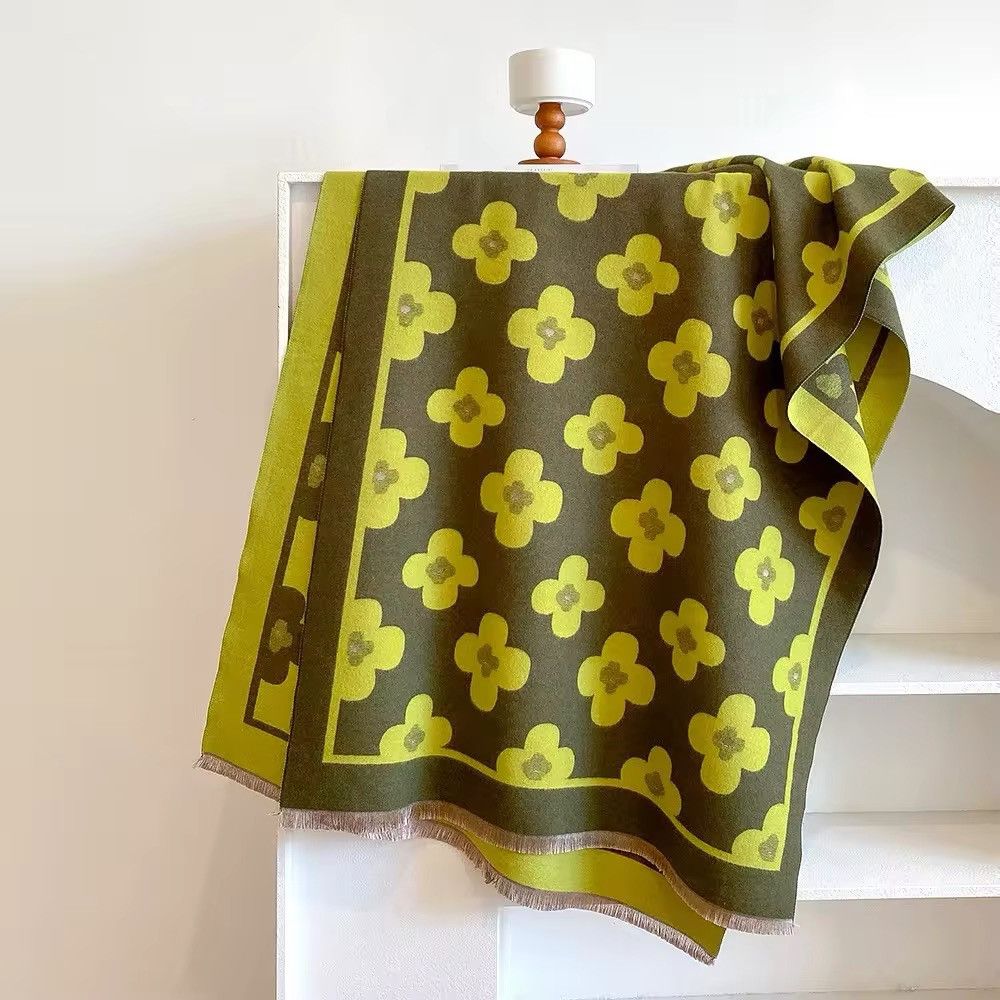 Japanese Brand × Vintage Scarf Luxury Double Sided Cashmere Feel Flower Warm Shawl Size ONE SIZE - 4 Thumbnail
