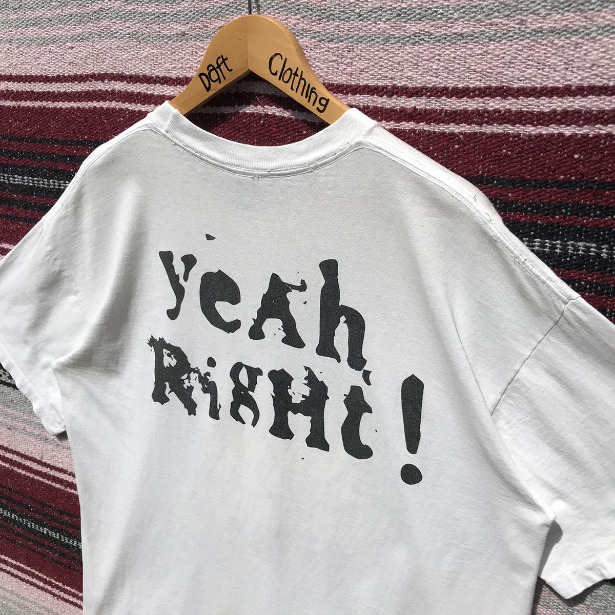 Vintage × Warner Bros Vintage 90s Taz Mania Basketball Warner Bros Tee SunFaded Size US L / EU 52-54 / 3 - 8 Thumbnail