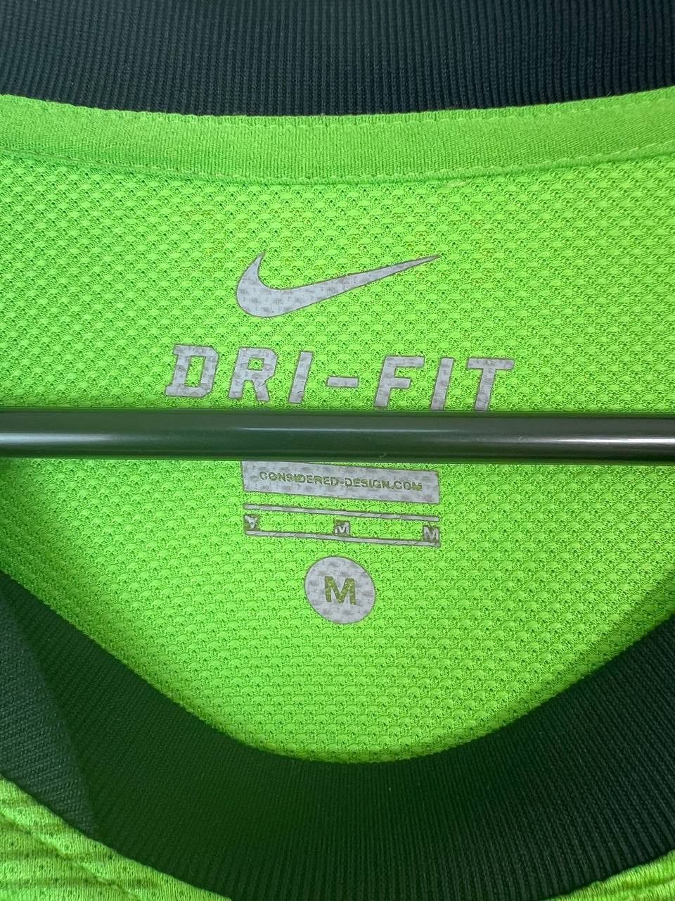Nike CELTIC 2010 2011 AWAY FOOTBALL JERSEY NIKE 381815-304 Sz M Size US M / EU 48-50 / 2 - 3 Thumbnail
