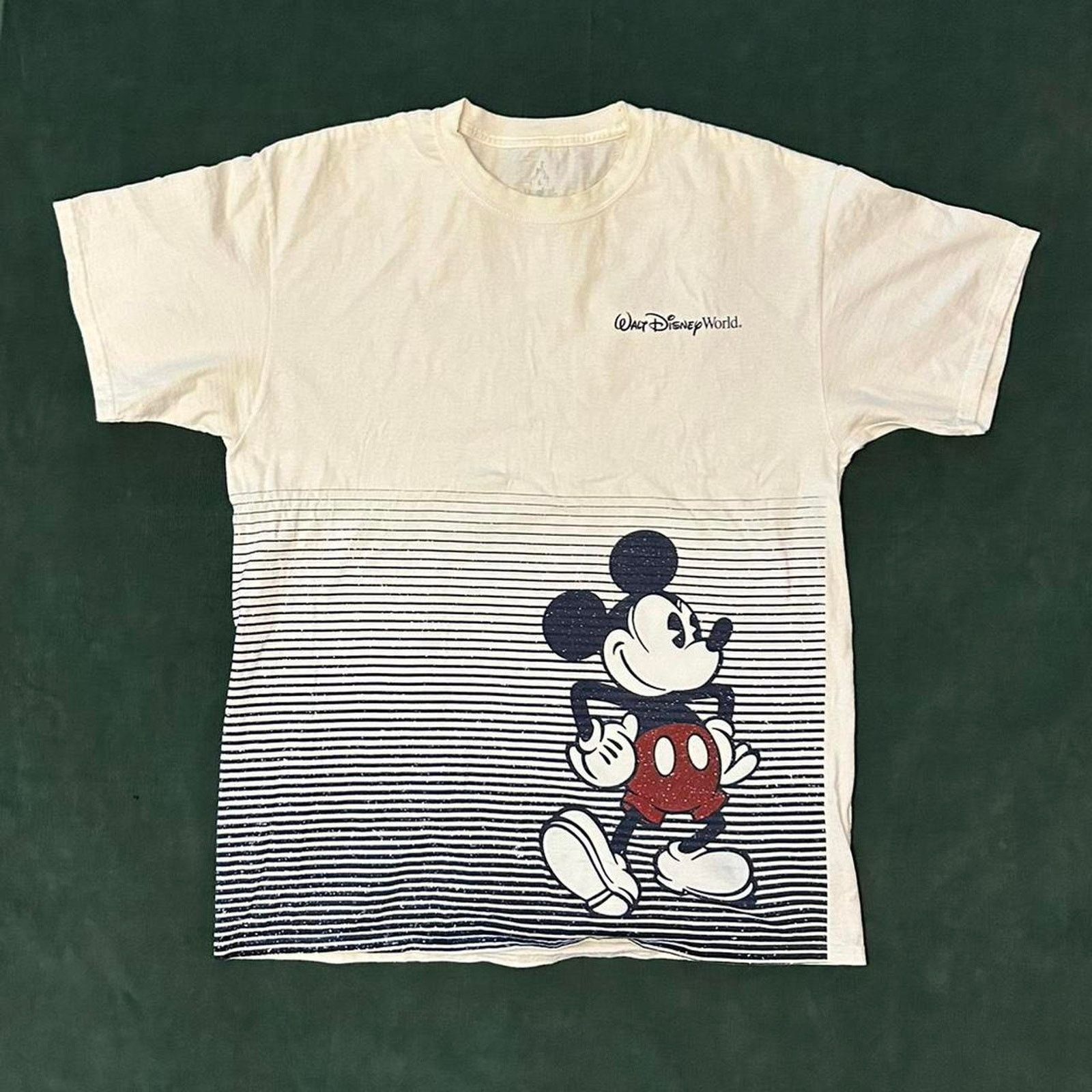 Disney Disney land mickey mouse tee Size US L / EU 52-54 / 3 - 1 Thumbnail