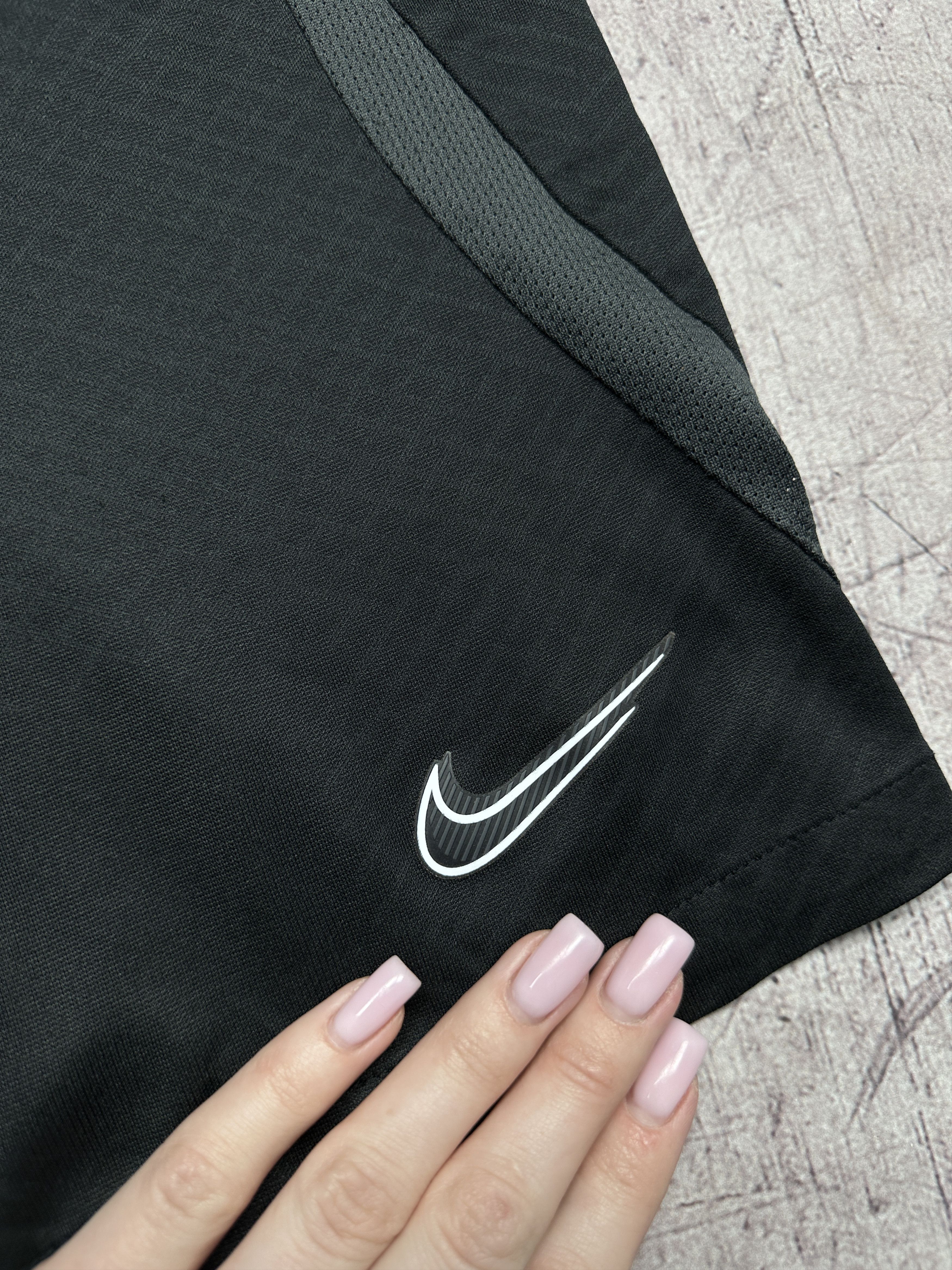 Nike Nike Vintage Dri Fit Mens Shorts Size US 30 / EU 46 - 3 Thumbnail