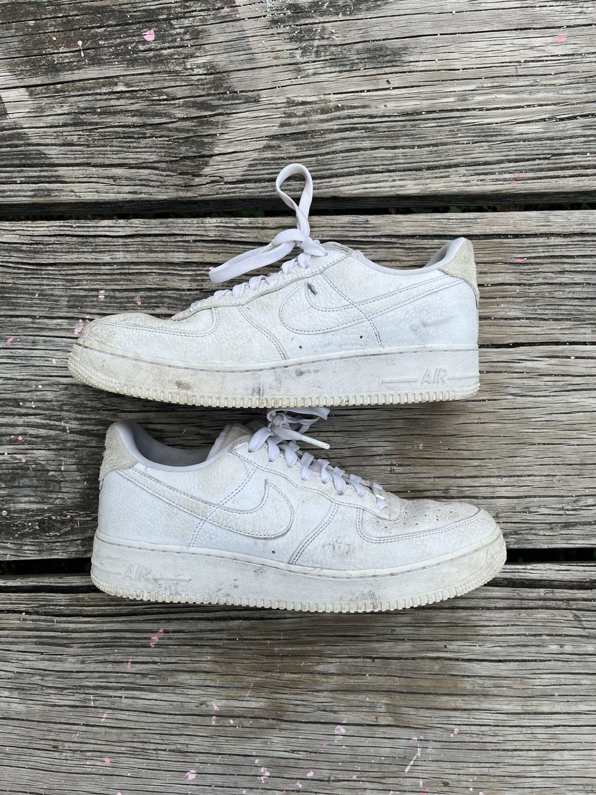 Nike White Nike Air Force 1 Size US 11 / EU 44 - 1 Thumbnail