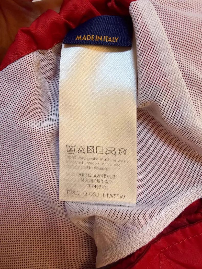 Louis Vuitton Louis Vuitton size l Logo print lace-up beach shorts Size US 30 / EU 46 - 5 Thumbnail