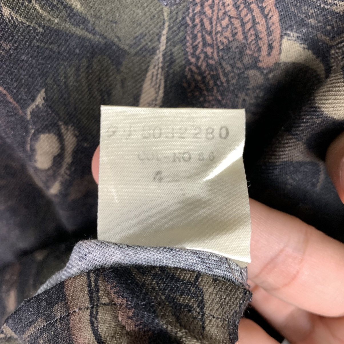 Vintage Vintage Buttop Up Camo Shirt Size US M / EU 48-50 / 2 - 9 Thumbnail
