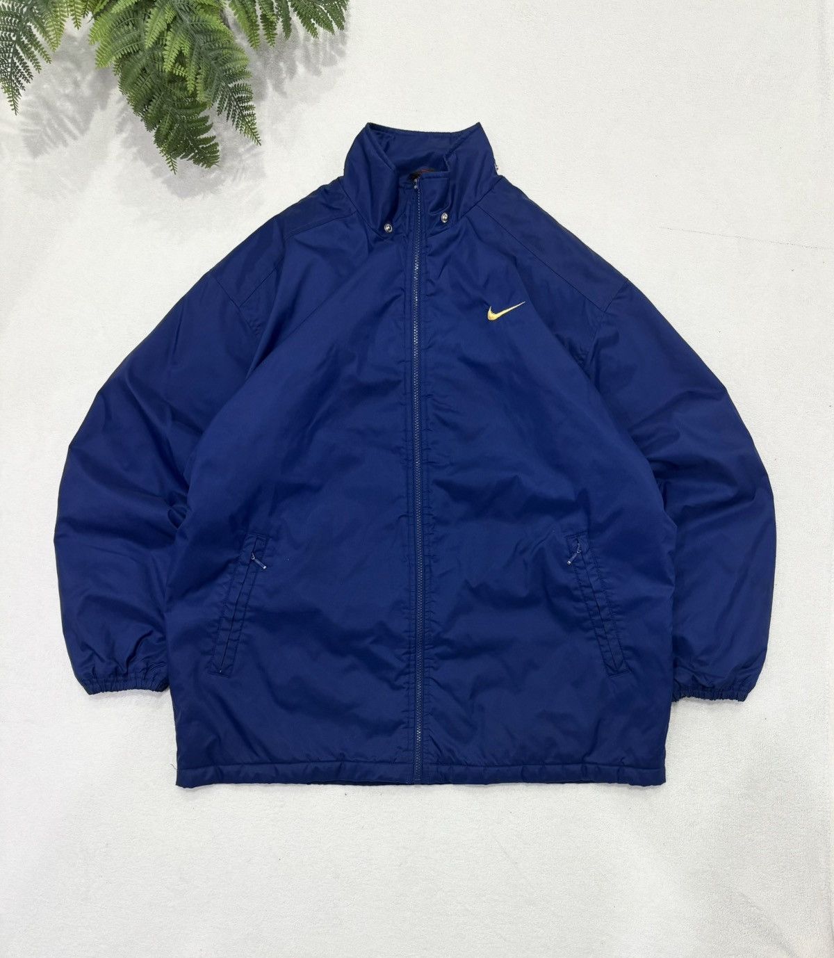 Nike 90s Nike Vintage Big Swoosh Logo Back Oversized Down Jacket Size US M / EU 48-50 / 2 - 4 Thumbnail