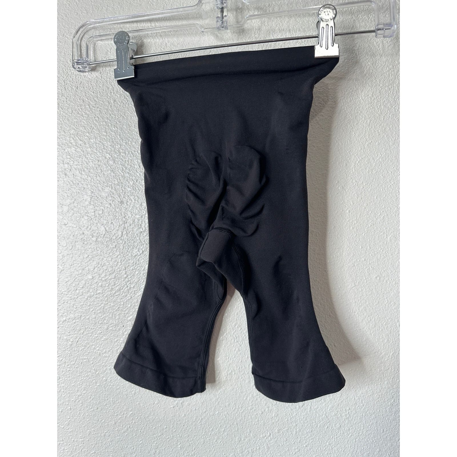 SKIMS Skims Black High Waist Biker Shorts S/M | Seamless Shaping Size 28" / US 6 / IT 42 - 3 Thumbnail