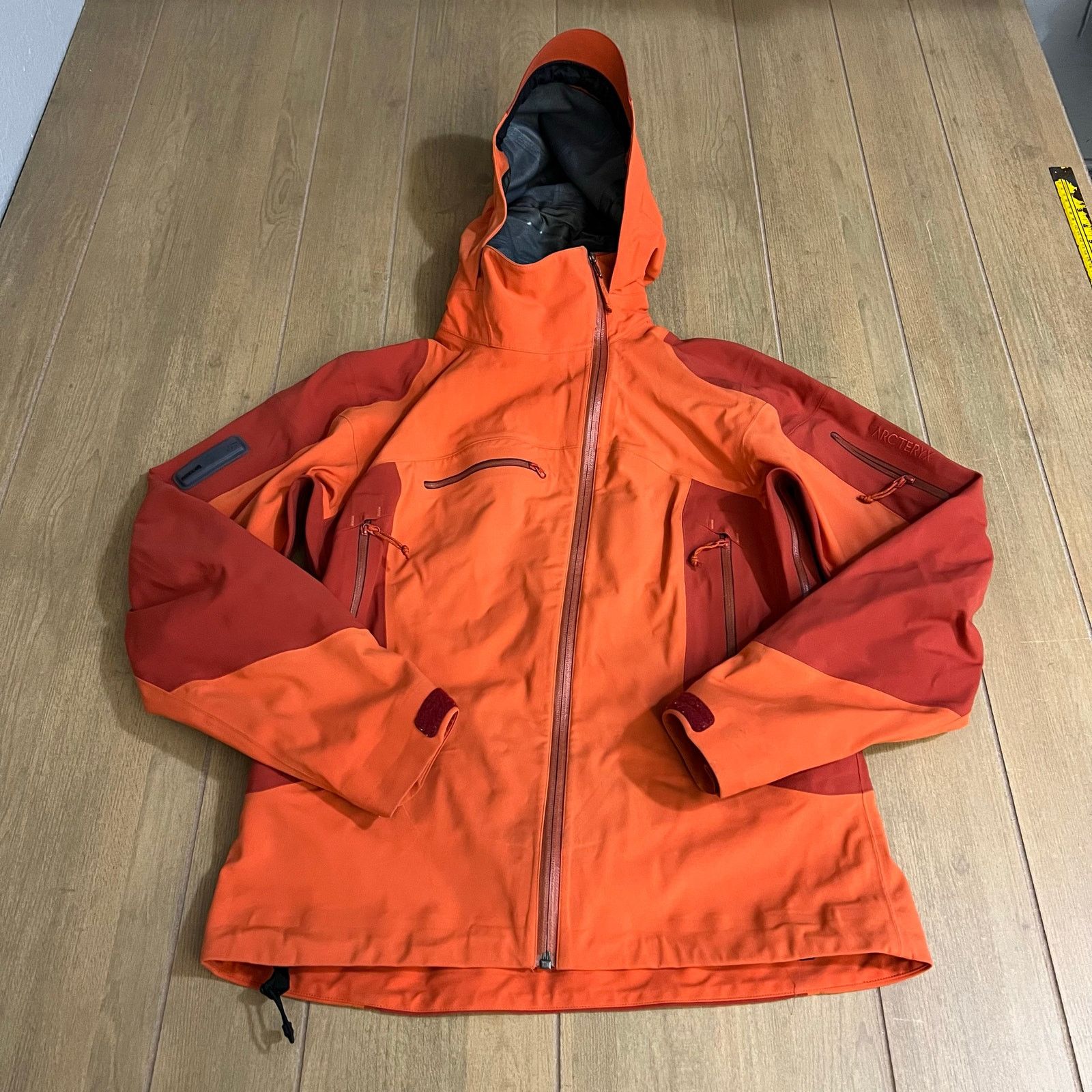 Arc'teryx Arc’teryx Women’s M Ski Shell Jacket RECCO Avalanche Orange Size M / US 6-8 / IT 42-44 - 10 Thumbnail
