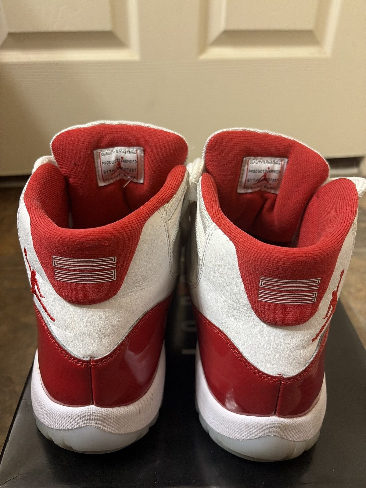 Jordan Brand Jordan 11 Cherry Size US 9.5 / EU 42-43 - 8 Thumbnail