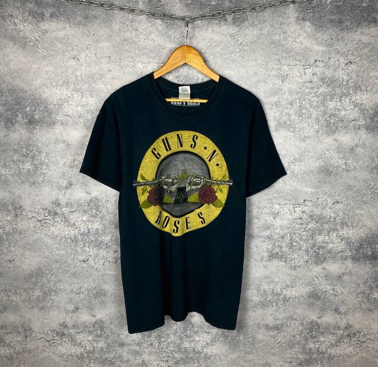 Band Tees × Guns N' Roses × Vintage Guns N Roses Tee Men's Size L Black Short Sleeve Size US L / EU 52-54 / 3 - 1 Thumbnail