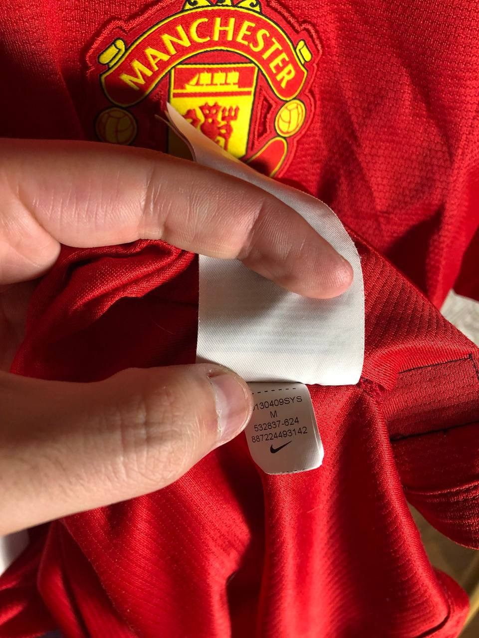 Vintage VERY RARE NIKE FC MANCHESTER UNITED ENGLAND SOCCER JERSEY Size US M / EU 48-50 / 2 - 8 Thumbnail