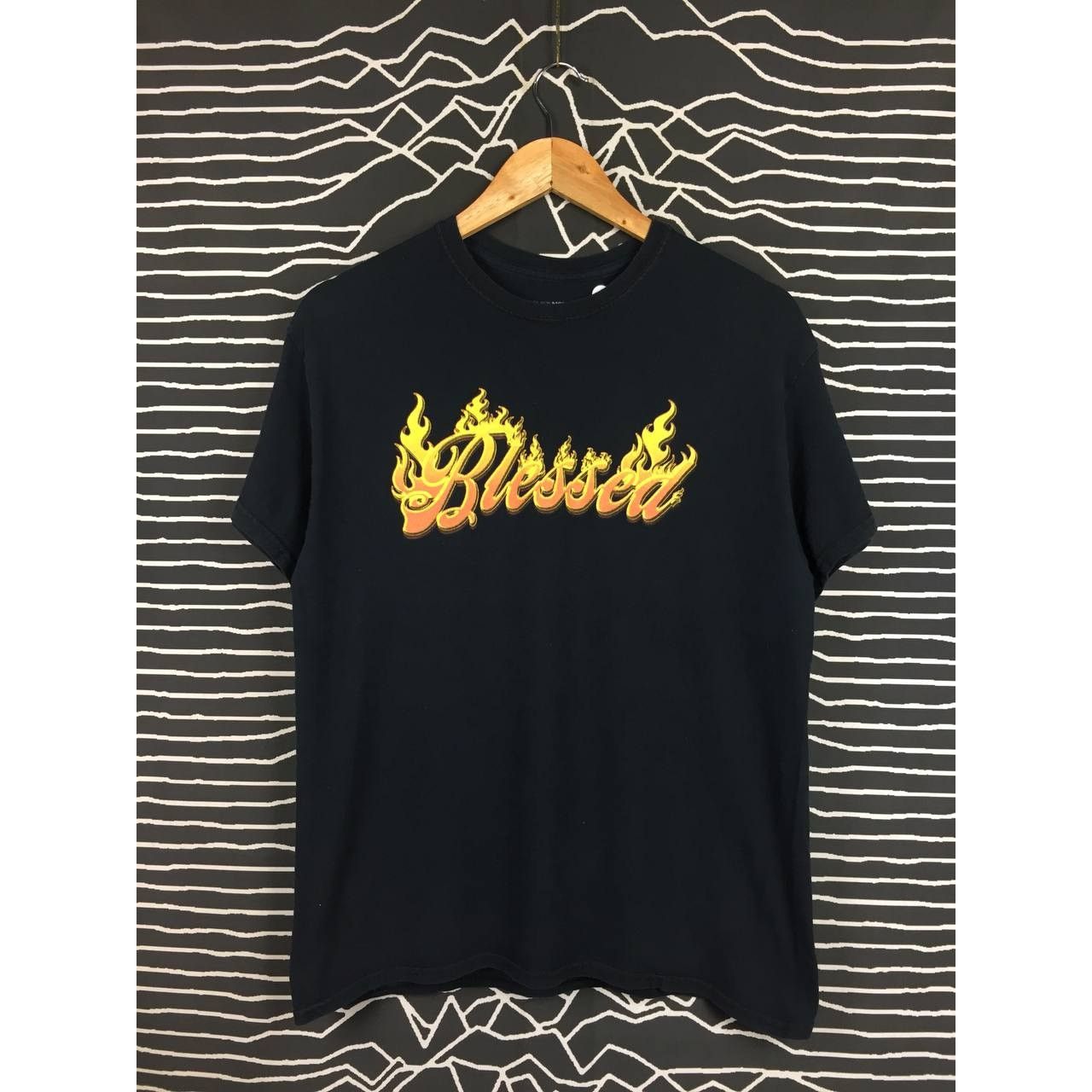 Fashion Nova × Vintage Fashion Nova Blessed Flame Logo Graphic Tee Size M Size US M / EU 48-50 / 2 - 1 Thumbnail