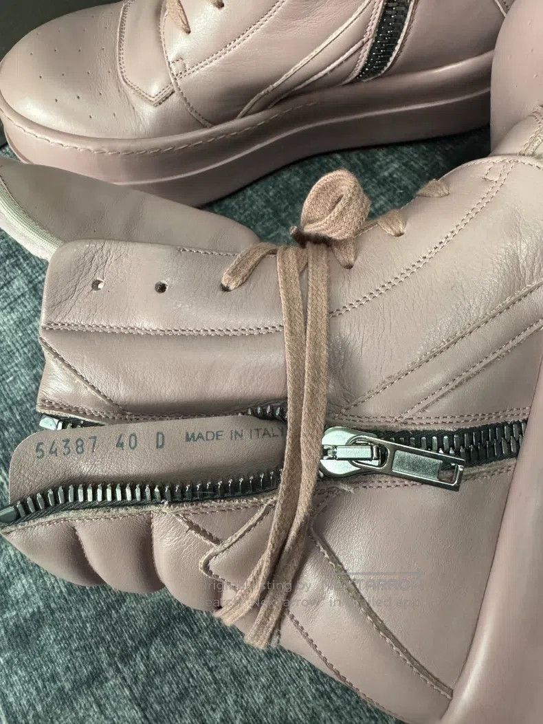 Rick Owens Rick Owens Main Line Thick Low Inverted Triangle Dirty Pin Size US 7 / EU 40 - 7 Thumbnail