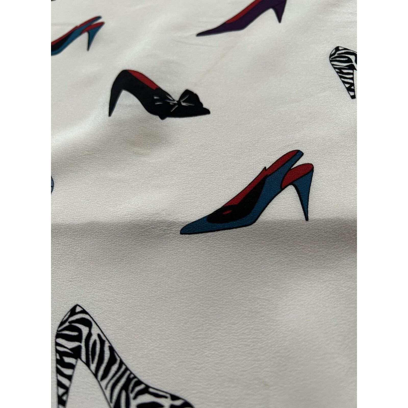 Other MAID FRIZON Ivory Shoes Print Scarf Silk 33.5"- 32.6” EX CD Size ONE SIZE - 4 Thumbnail