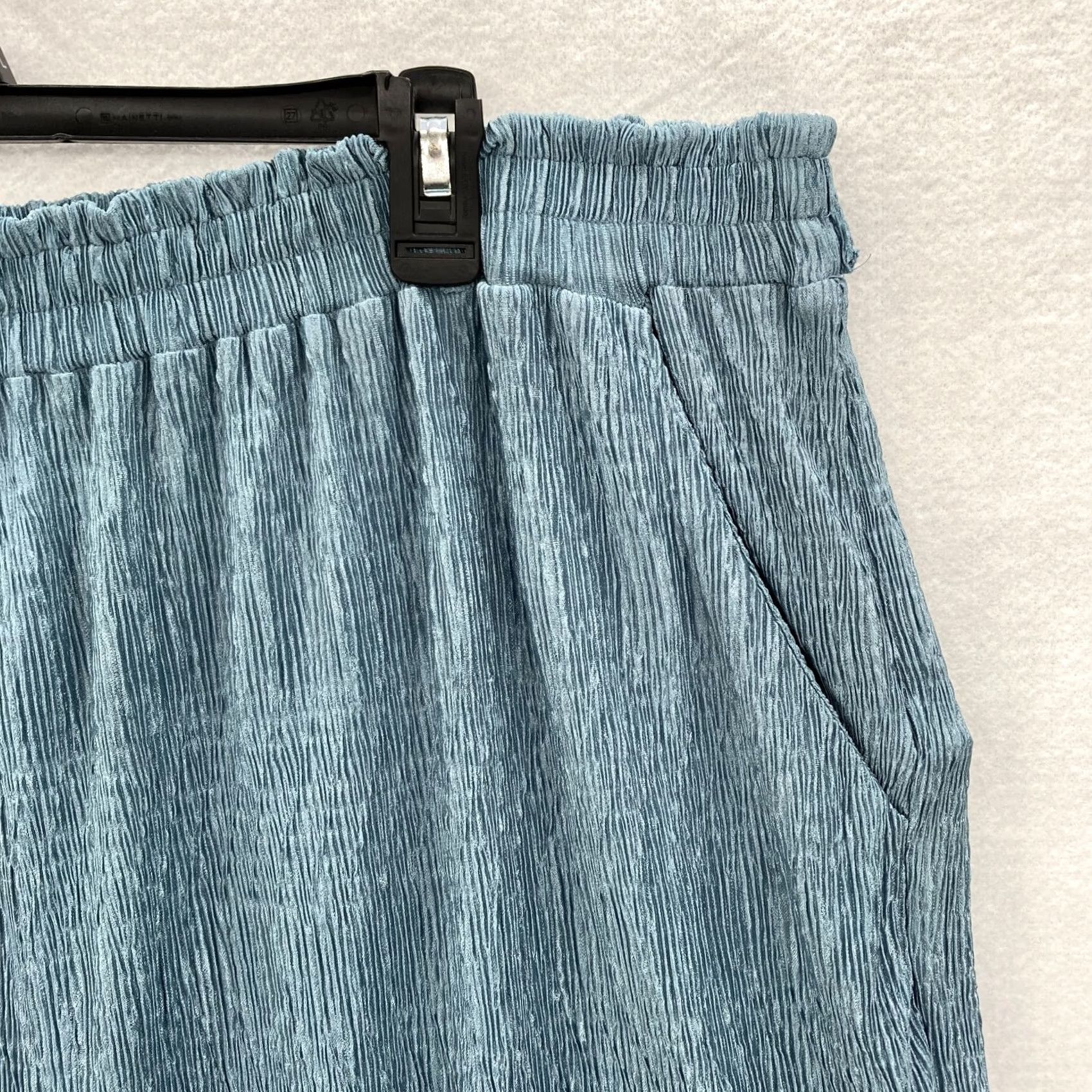 Vintage LuLaRoe Womens 3XL Blue Flowy Wide-Leg Pants Pull On 100% Polyester Regular Size Stretch Pockets Size 27" / US 4 / IT 40 - 3 Thumbnail