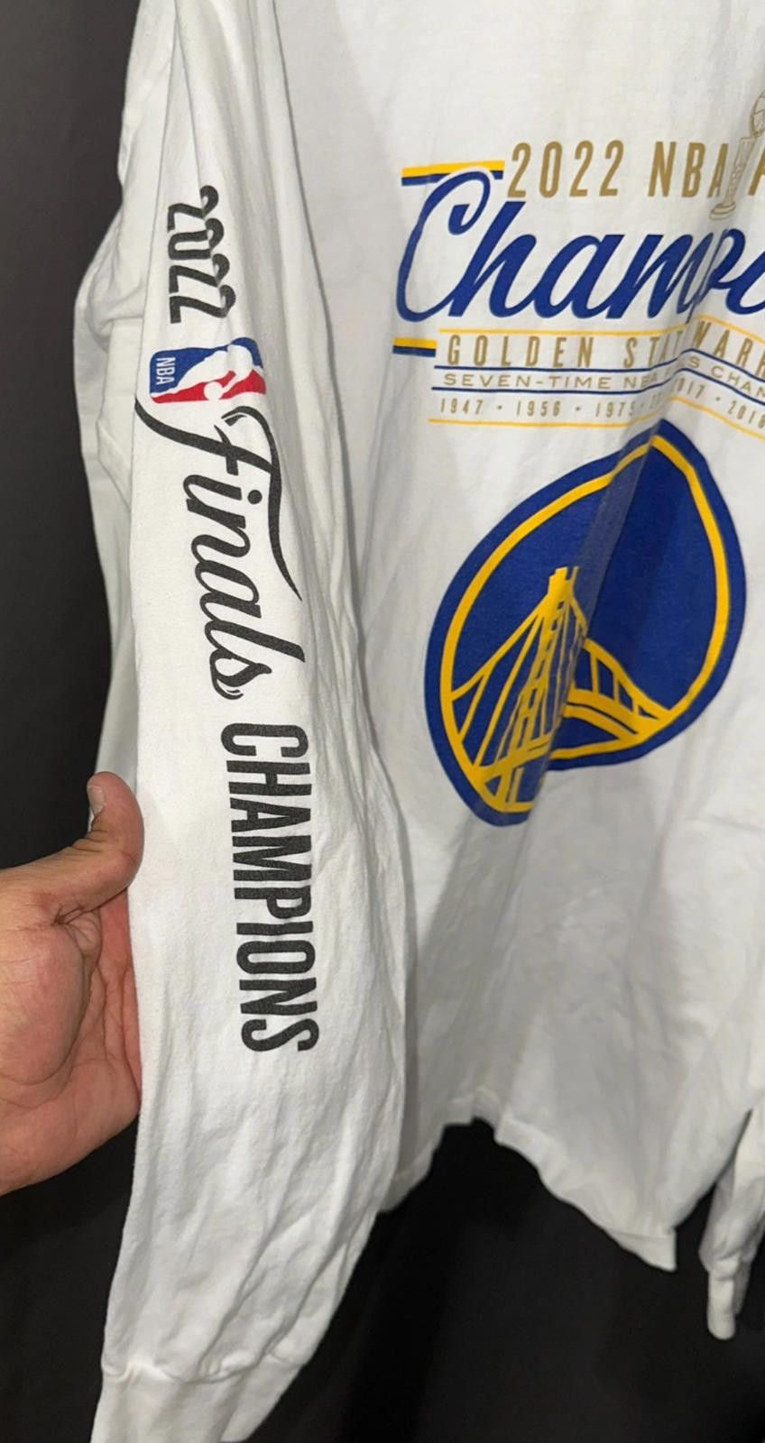 Designer Golden State Warriors 2022 NBA Finals Champs Tee XL Fanatics Size US XL / EU 56 / 4 - 4 Thumbnail
