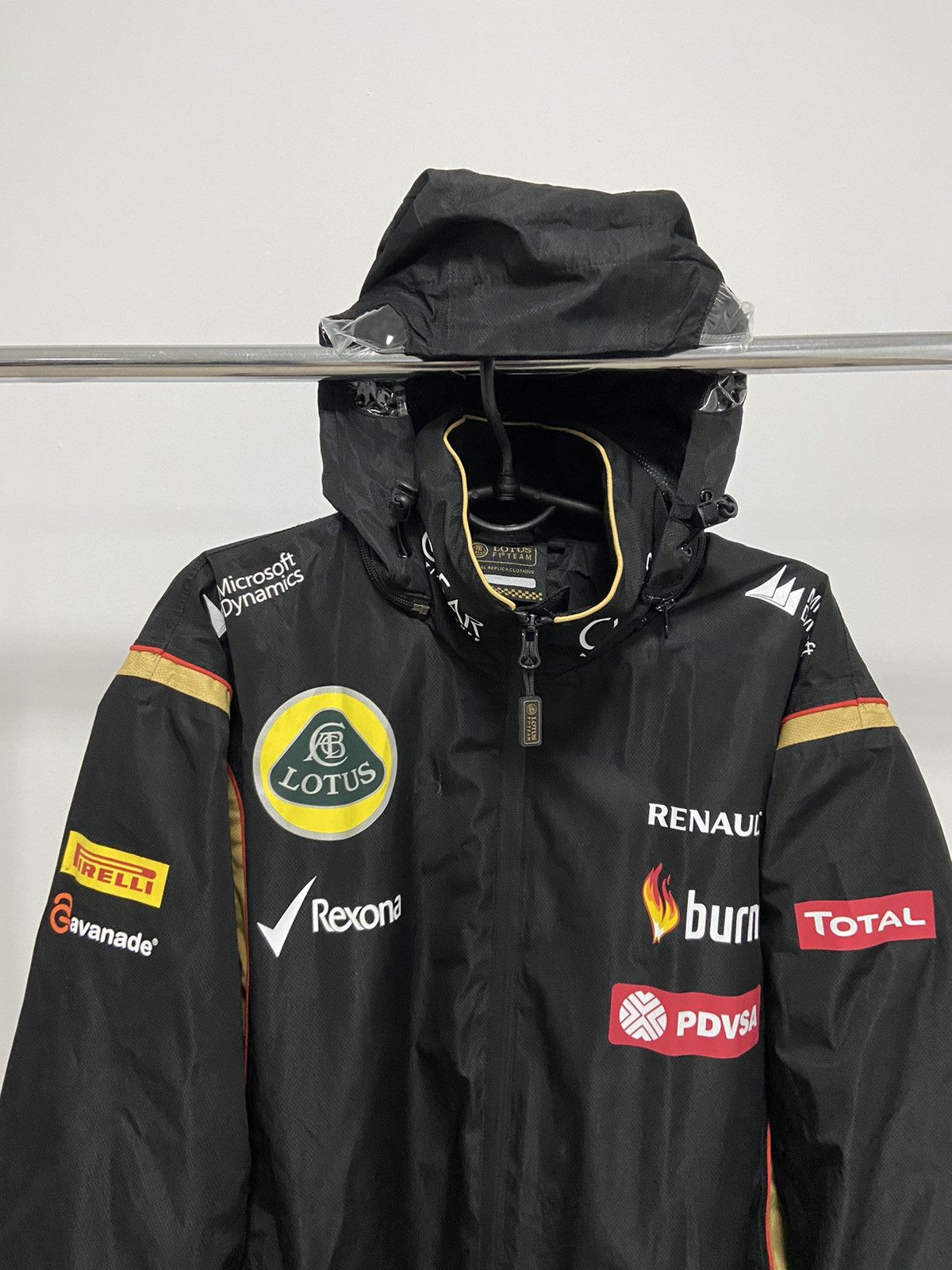 Lotus Racing Jacket Vintage Raincoat F1 Team Big Logo Lotus Racing Jacket Vintage Raincoat F1 Team Big Logo