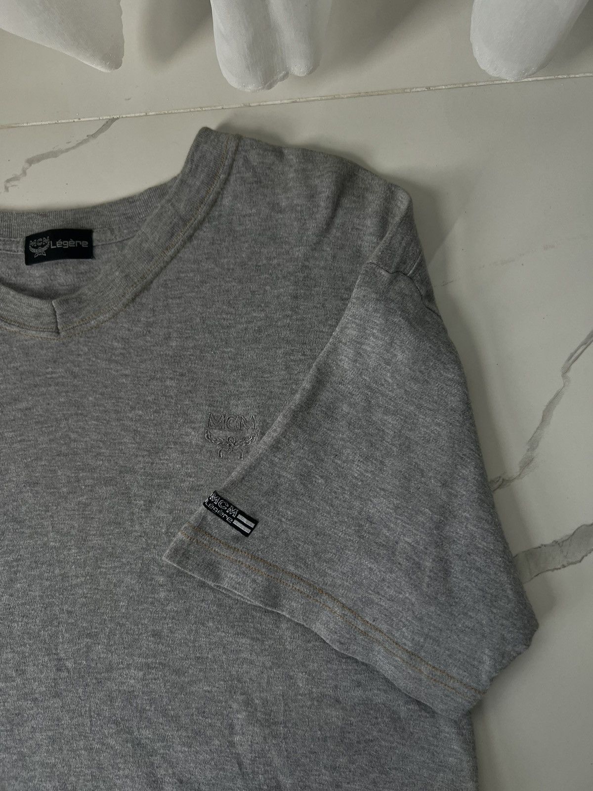 MCM × Vintage 90’s MCM OLD MONEY RARE RETRO Y2K SMALL LOGO TEE Size US M / EU 48-50 / 2 - 4 Thumbnail