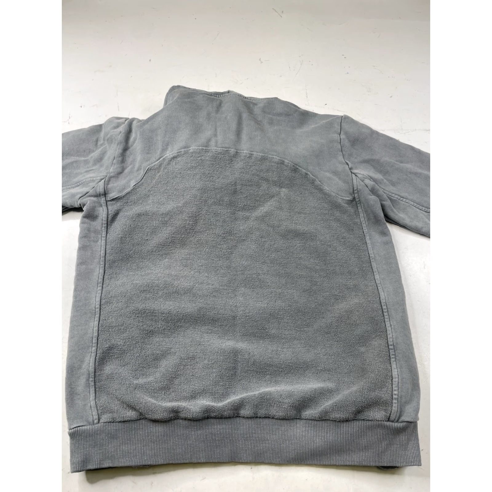 Bolongaro Trevor Trevor Bolongaro Hooded Sweatshirt Pullover Hooded Jumper Terry Mens Small Gray Pullover Hooded Sweatshirt Jumper Mens S Gray Terry No rips or stains Size US S / EU 44-46 / 1 - 8 Thumbnail
