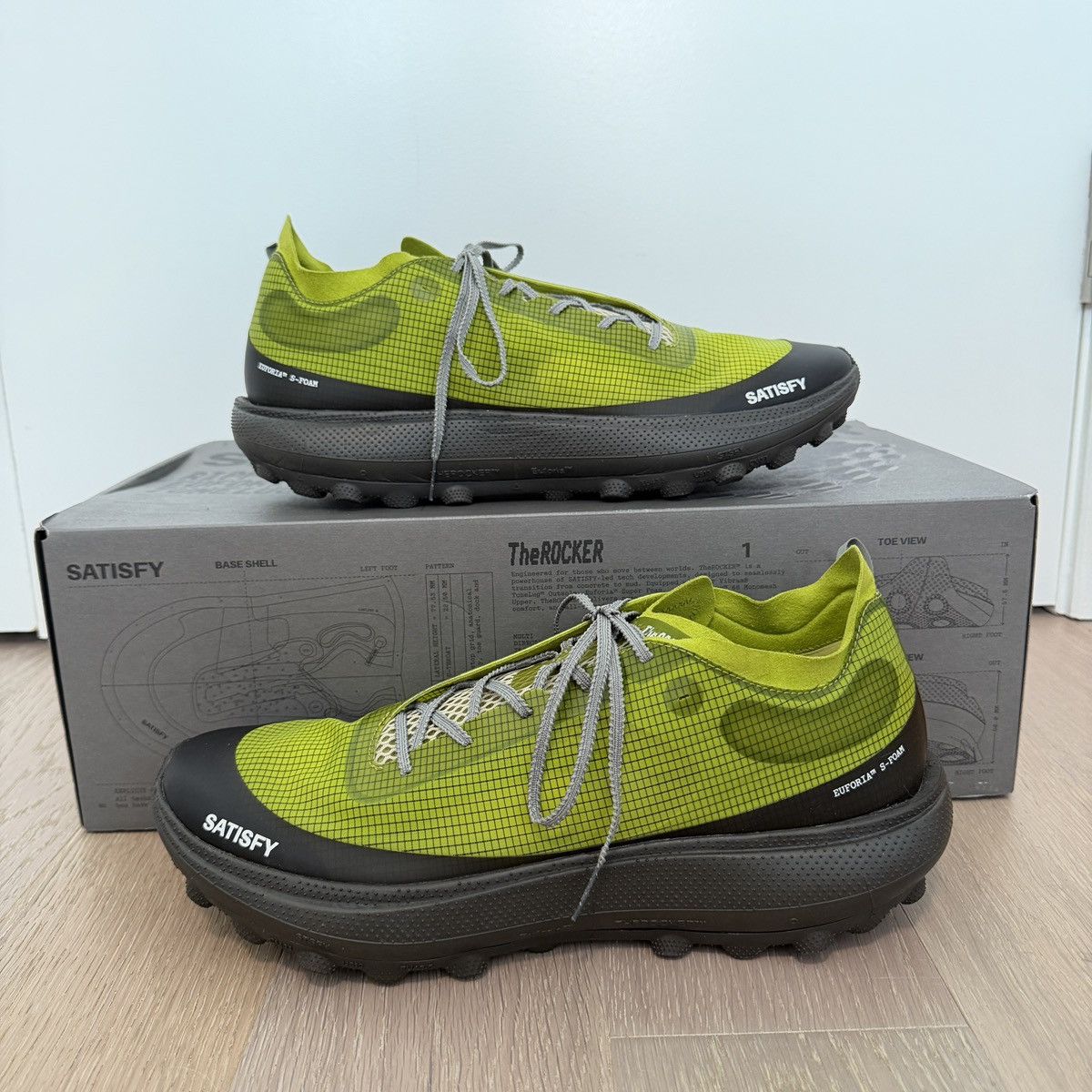 Satisfy Satisfy Running TheROCKER ‘Grenoble Green’ Size US 13 / EU 46 - 2 Thumbnail