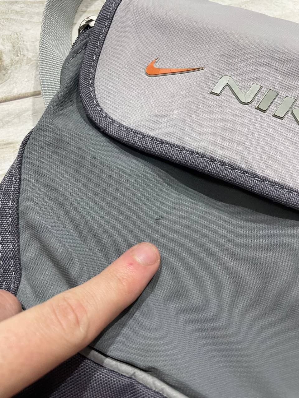 Nike Vintage Nike Sling Bag Messenger Swoosh 00s Size ONE SIZE - 2 Thumbnail