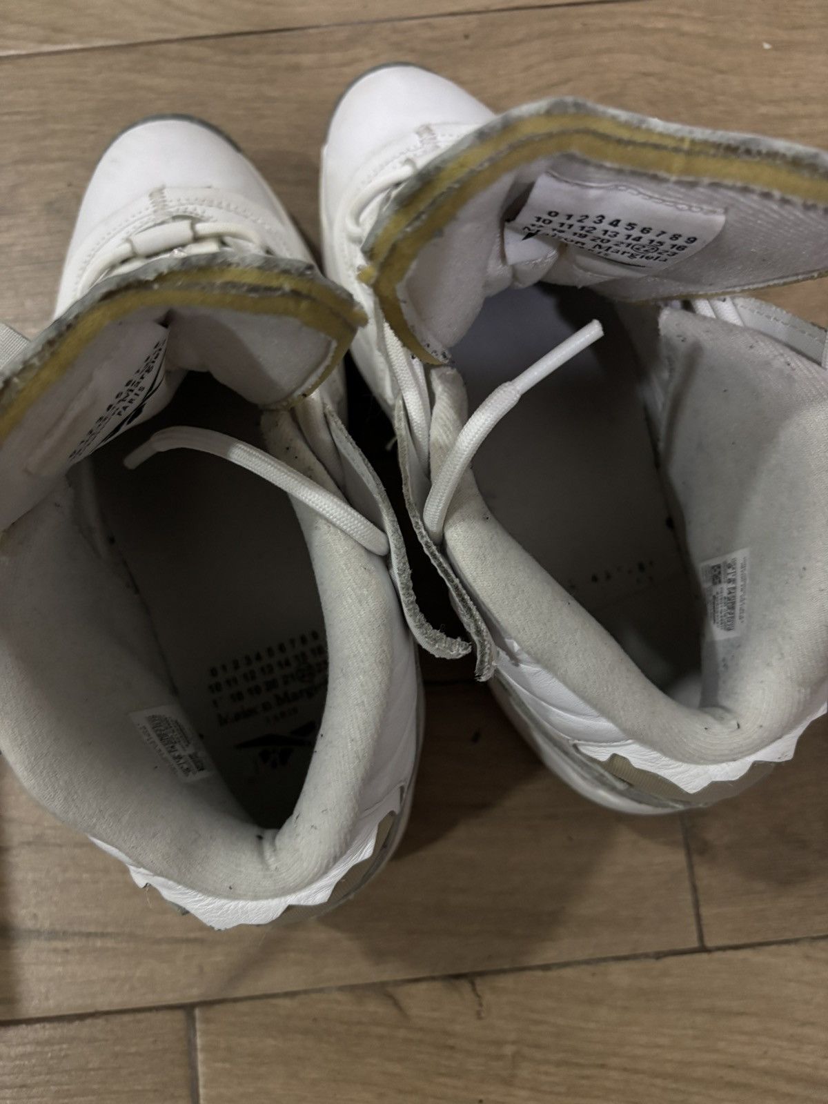Maison Margiela × Reebok Maison Margiela x Reebok Size US 7 / EU 40 - 9 Thumbnail