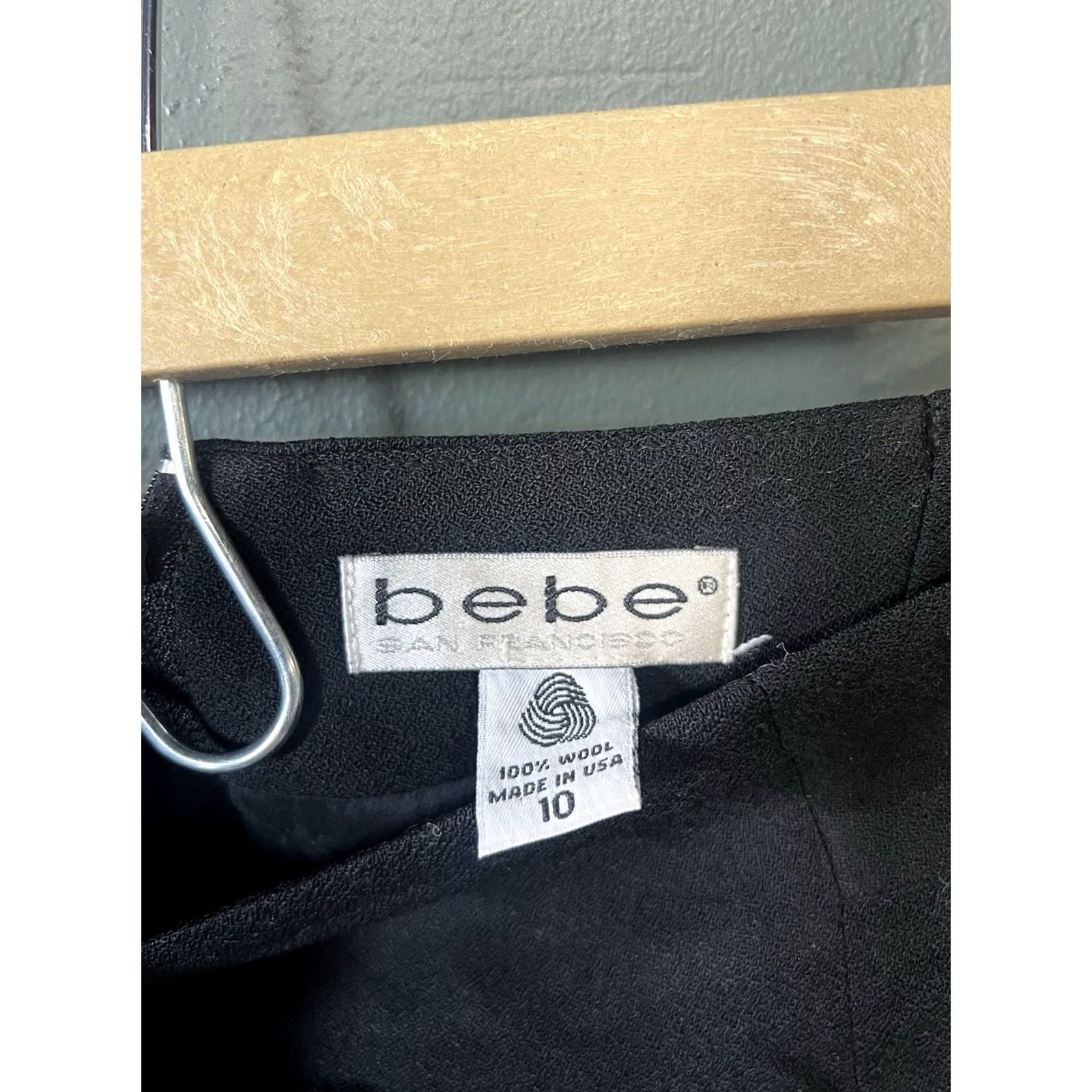 Bebe VINTAGE Bebe Womens Black 100% Wool A-line Skirt Made in USA Size 10 Size 32" / US 10 / IT 46 - 3 Thumbnail