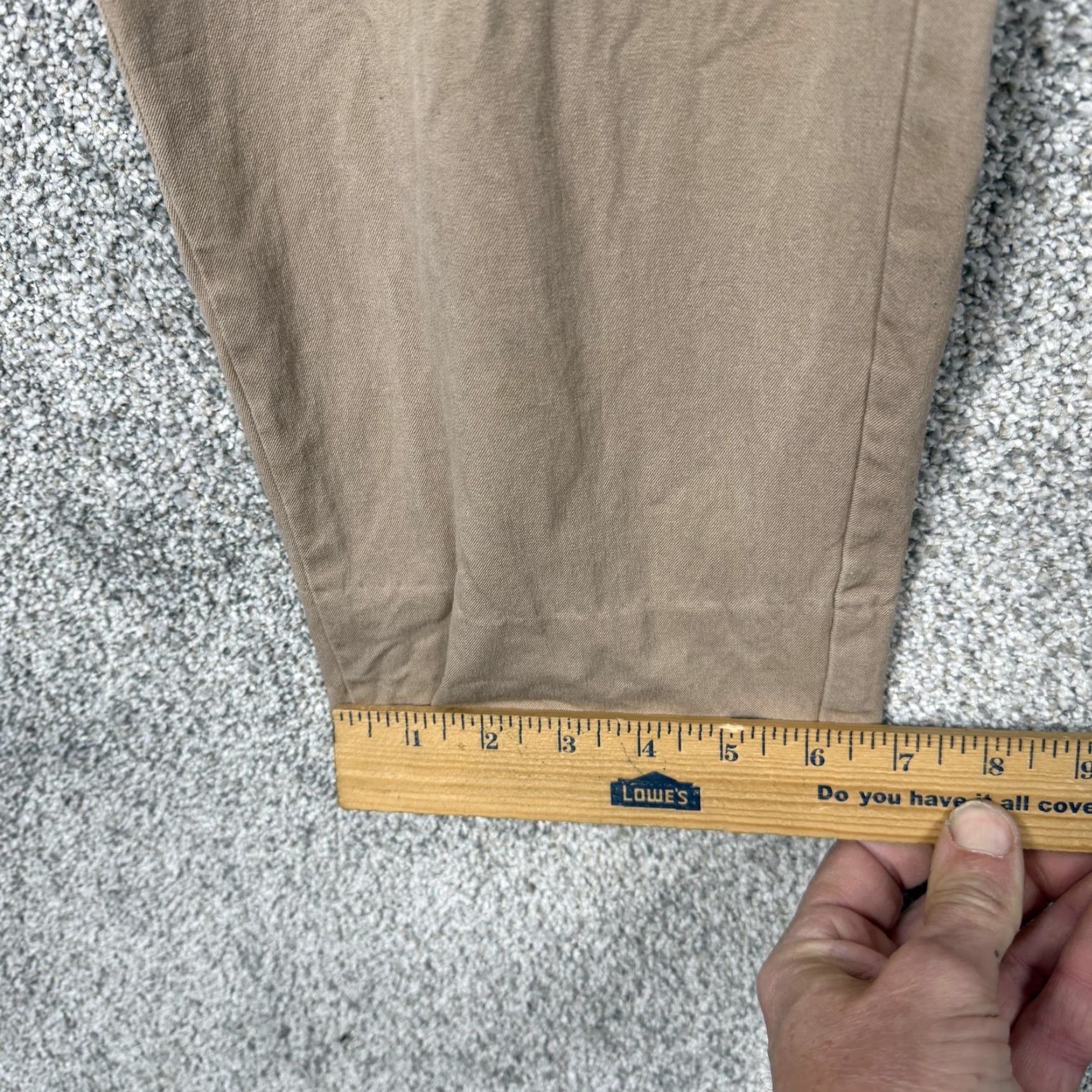 Vintage Isaac Mizrahi Live! Capri Pants Womens 18W Capri Pants Beige Twill Stretch Pockets Elastic Waist Pull On Casual plus size Size 40" / US 18 - 3 Thumbnail