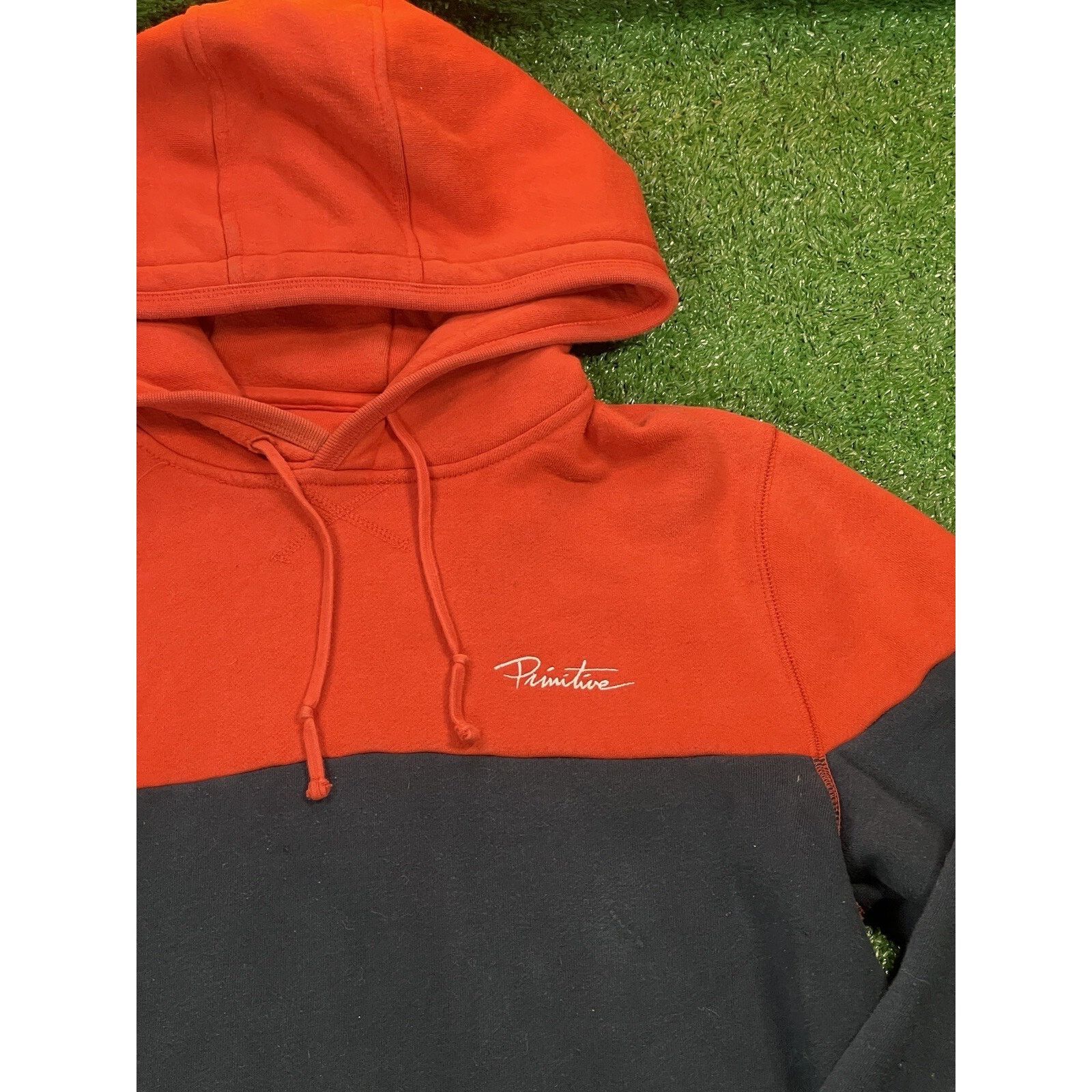 Primitive Primitive Color blocking Red/Blue Mens Size M Hoodie Size US M / EU 48-50 / 2 - 2 Thumbnail