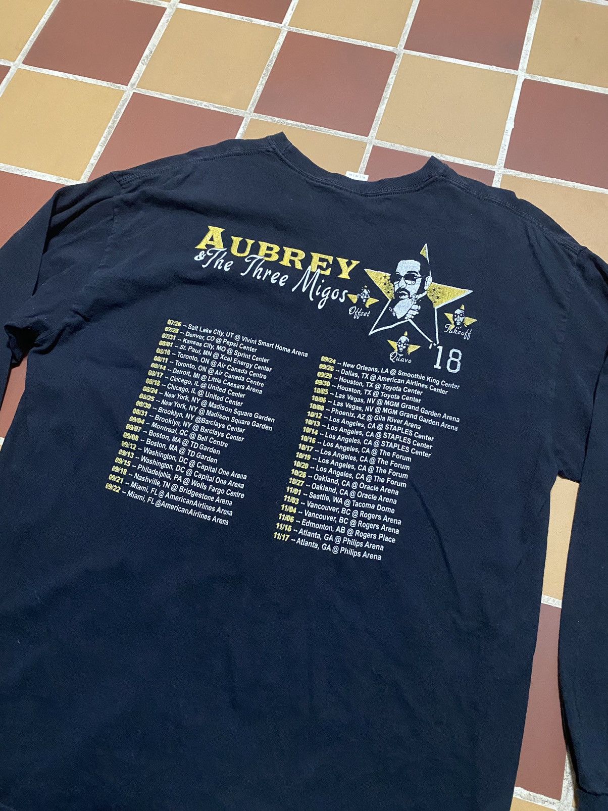 Band Tees × Vintage Very Rare Aubrey and the three migos drake tour shirt Size US XL / EU 56 / 4 - 2 Thumbnail