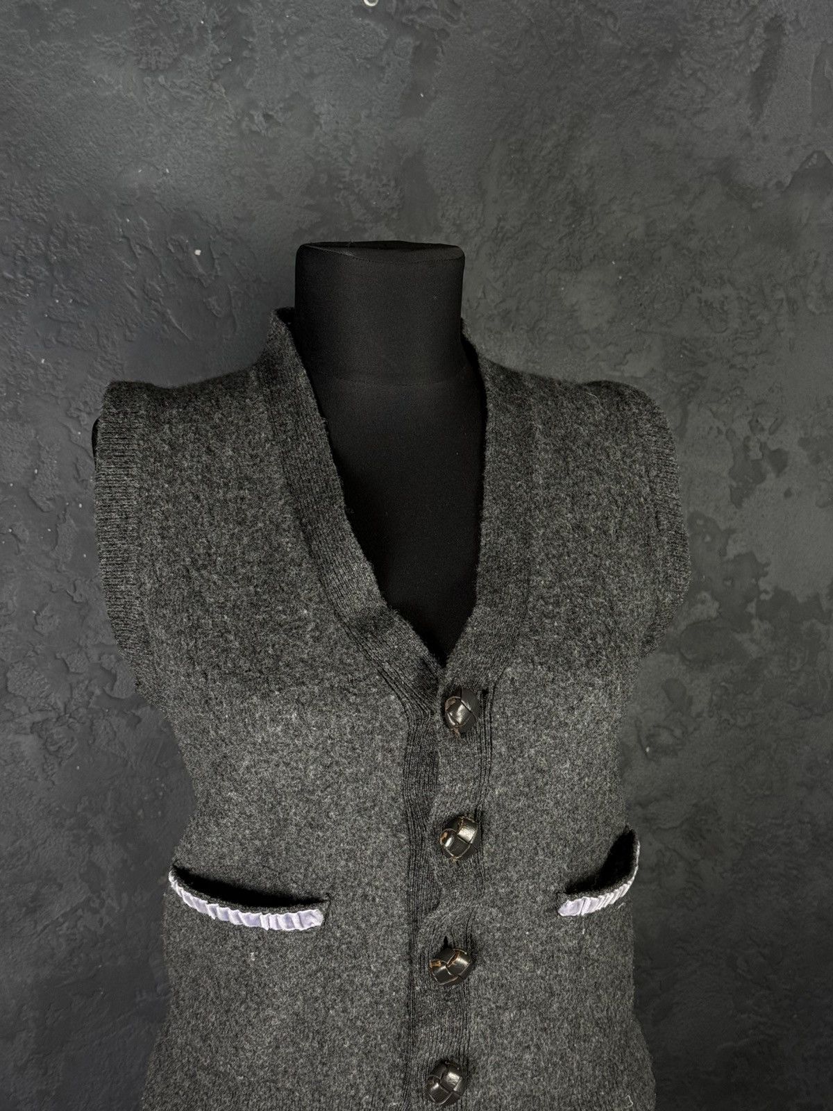 Maison Margiela Maison Margiela Wool Short Sleeve Cardigan Sweater Size S / US 4 / IT 40 - 2 Thumbnail