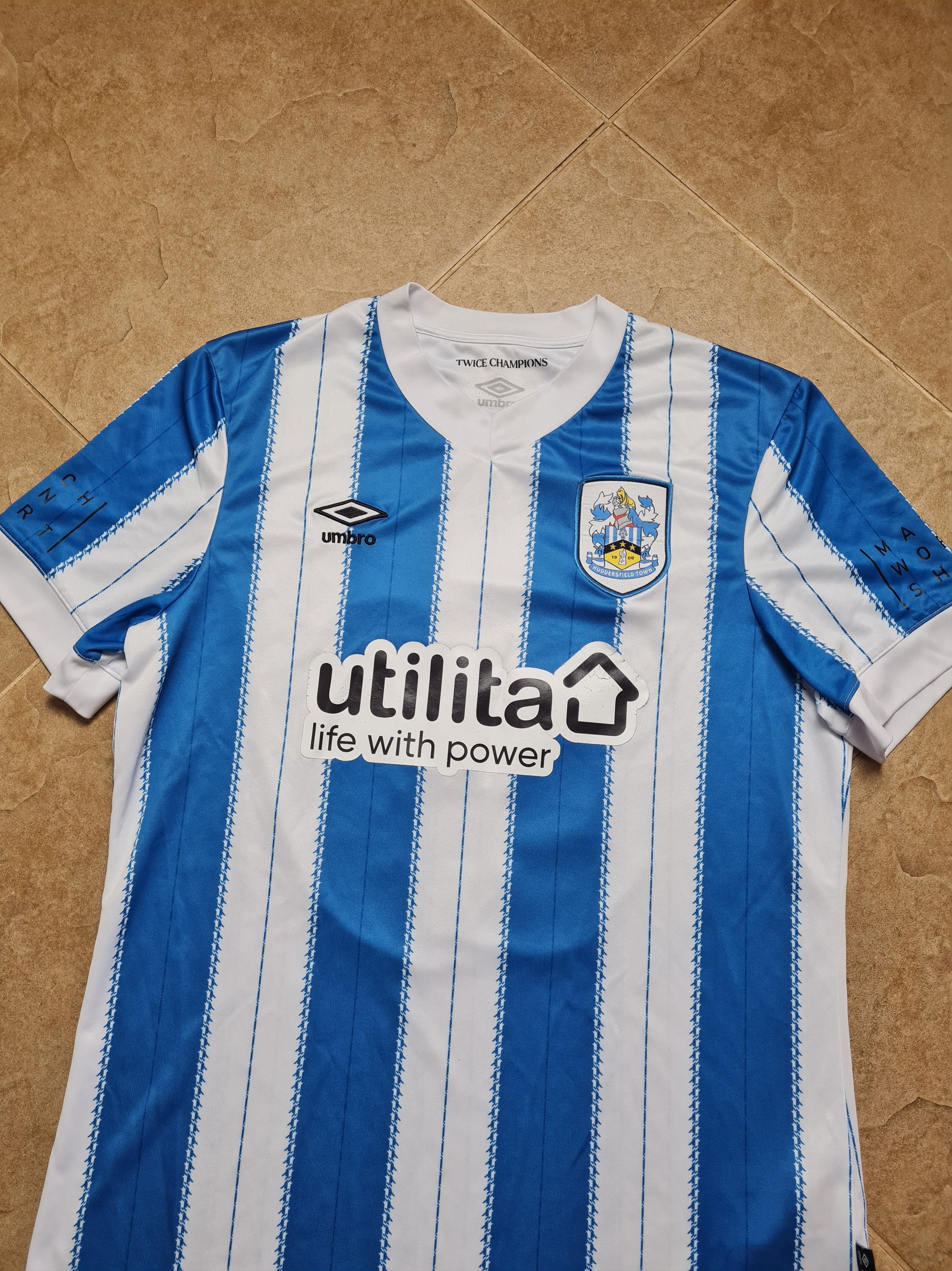Umbro Huddersfield Town Home Shirt 2024/25 Umbro Mens Blue White Size US L / EU 52-54 / 3 - 2 Thumbnail