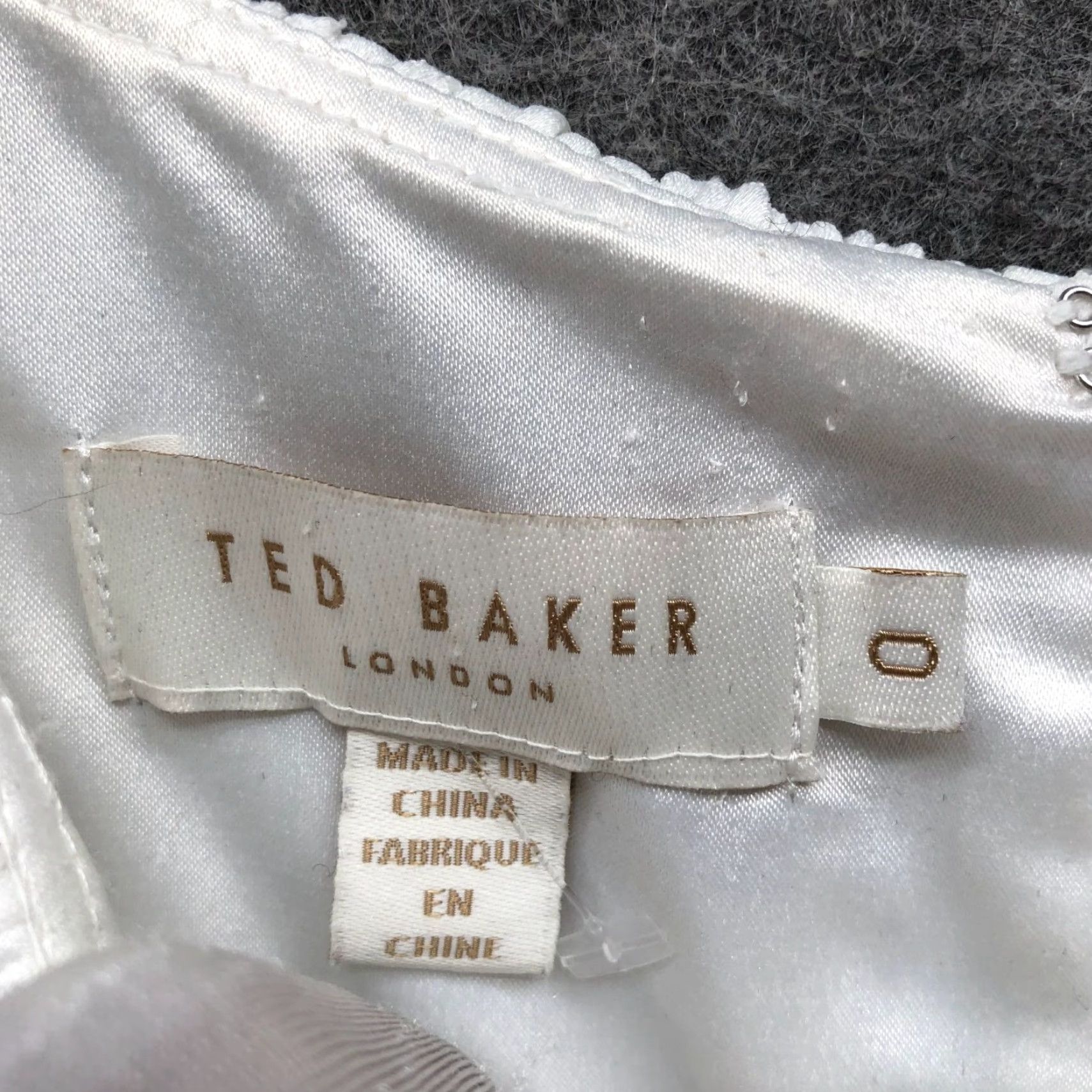 Ted Baker Ted Baker Dress Womens 2 Sleeveless White Floral Bodycon Size XS / US 0-2 / IT 36-38 - 5 Thumbnail