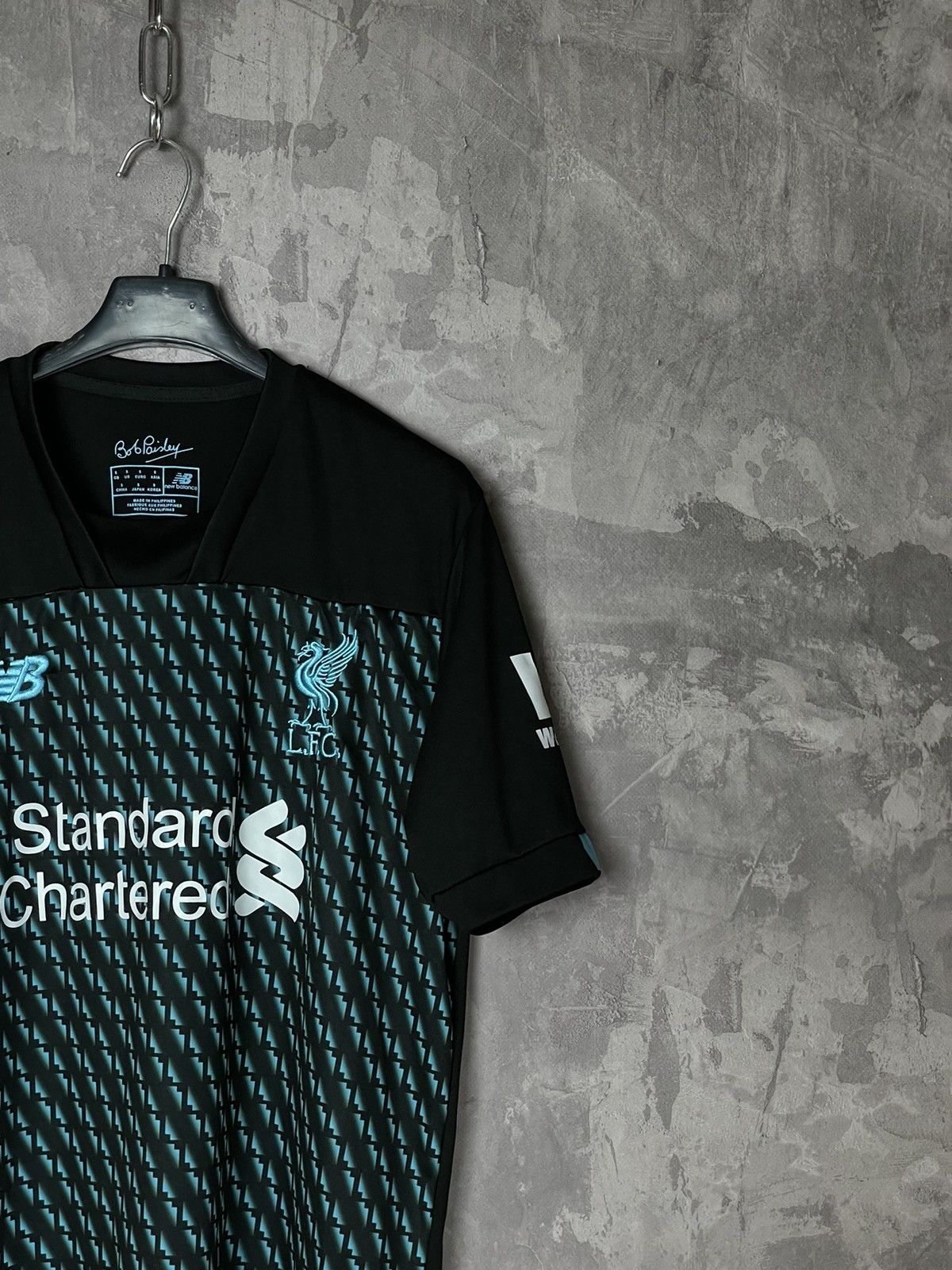 New Balance New Balance Liverpool 2016 2017 Away Shirt Soccer Jersey Size US S / EU 44-46 / 1 - 4 Thumbnail