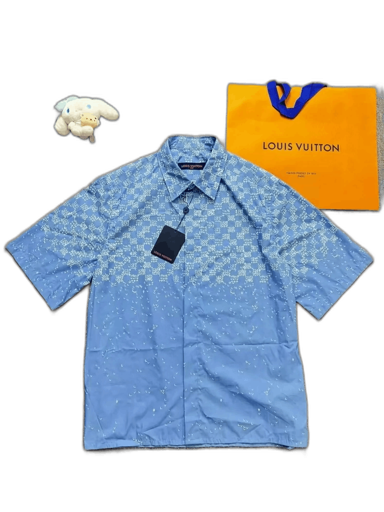 Louis Vuitton Louis Vuitton Blue and White Short Sleeve Shirt-2506 Size US M / EU 48-50 / 2 - 1 Thumbnail