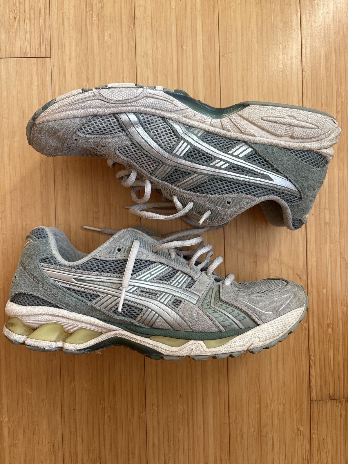 Asics Asics Gel Kayano 14 Olive size 10 Size US 10 / EU 43 - 6 Thumbnail
