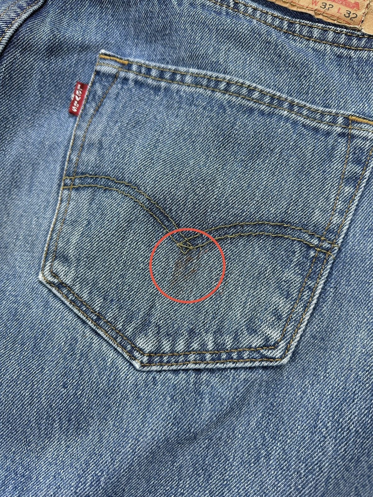 Levi's Vintage Levis 501 Jeans Washed Blue Denim Men’s Size W32 L32 Size US 32 / EU 48 - 8 Thumbnail