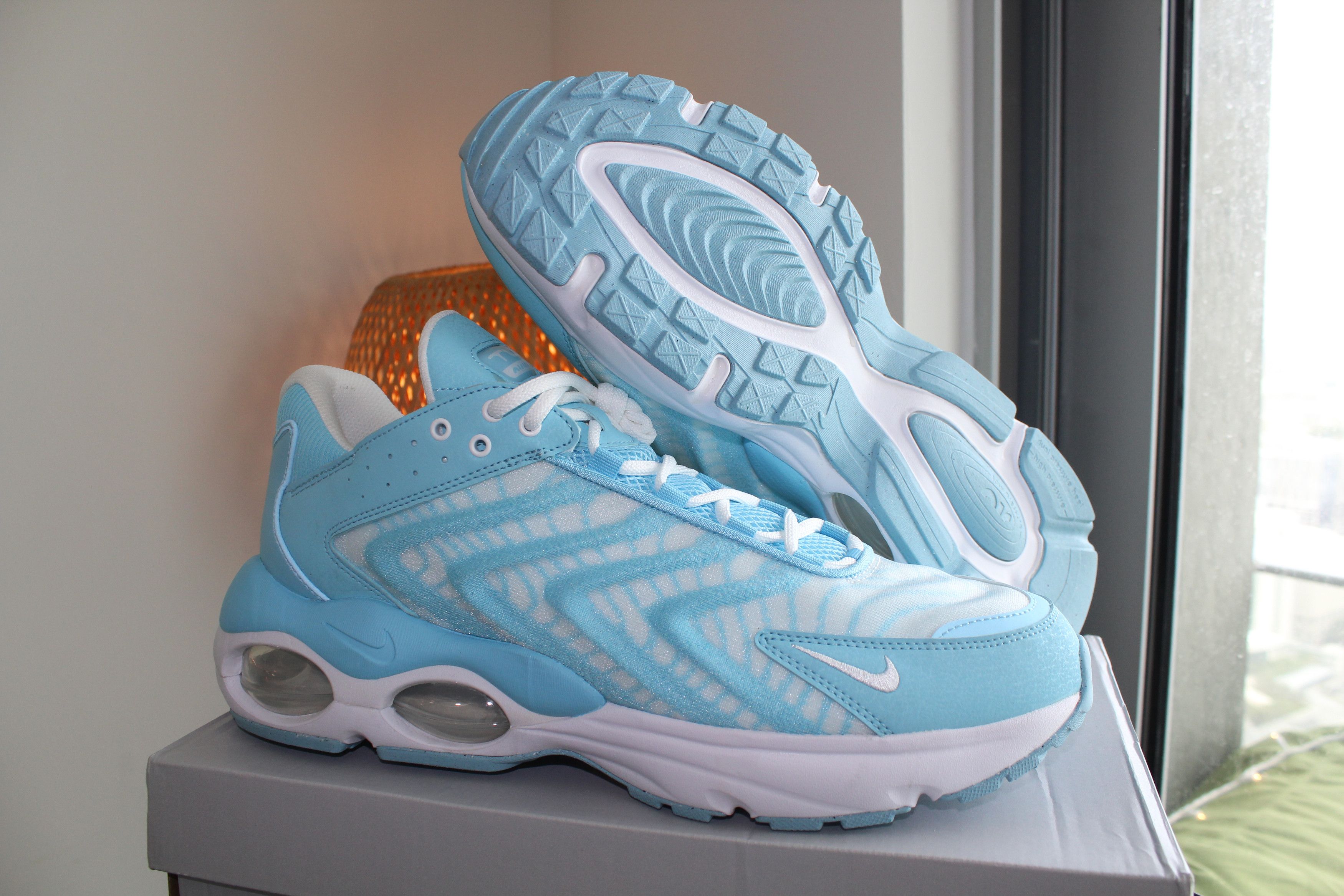 Nike Nike Air Max TW Men's Shoes Ocean Bliss-Blue Size US 13 / EU 46 - 1 Thumbnail