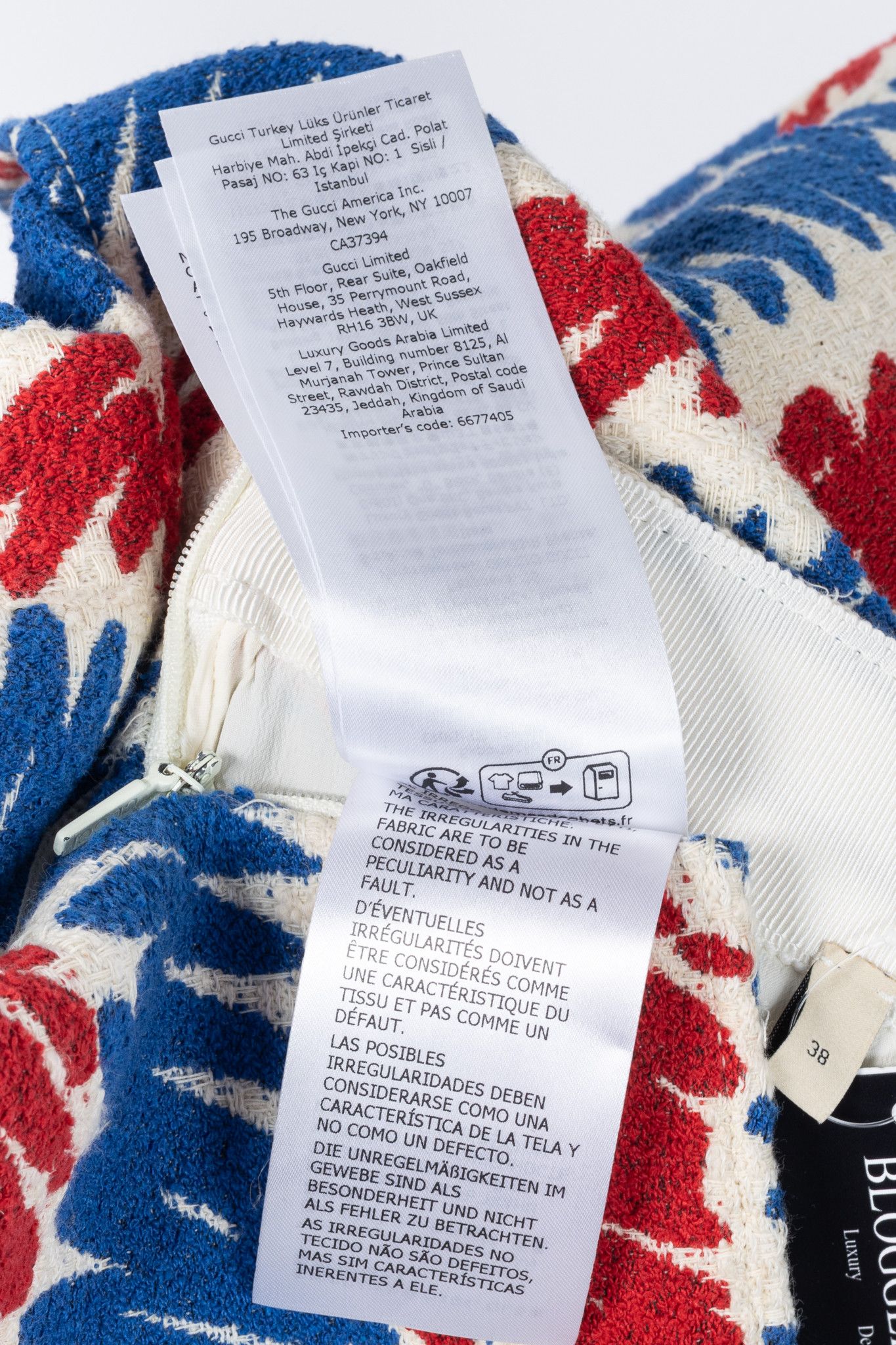 Gucci Gucci Ivory, Blue & Red Script-Print Cotton-Tweed Mini Skirt Size 26" / US 2 / IT 38 - 12 Thumbnail