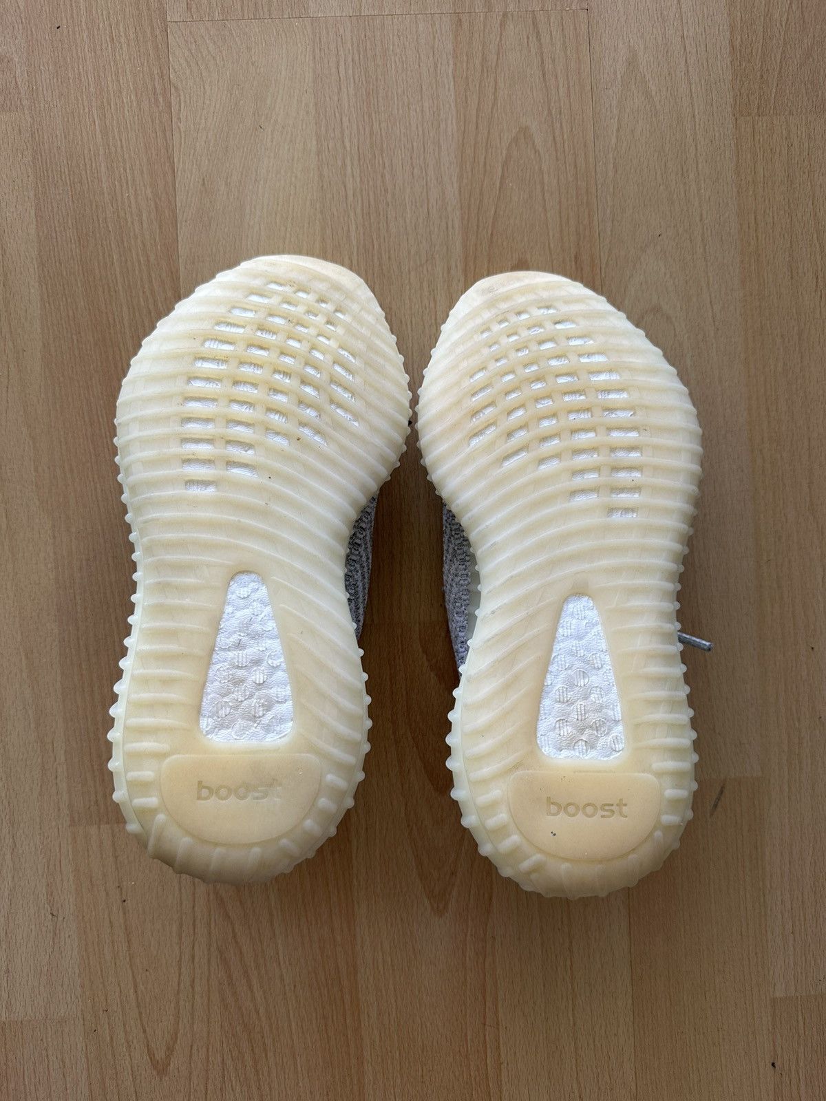 Adidas × Yeezy Yeezy Boost 350 V2 Size US 4 / IT 34 - 4 Thumbnail