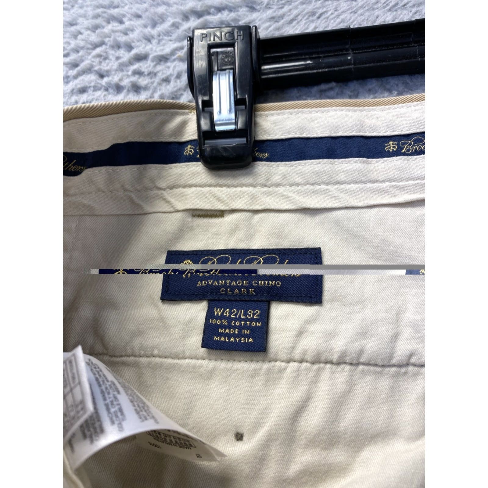 Brooks Brothers Brooks Brothers Chino Pants Mens 42x32 Solid Tan Flat Front Pleated City Wedding Preppy Classic Classic Mens Pants Tan 42 32 Inseam Pockets Straight Size US 42 / EU 58 - 7 Thumbnail
