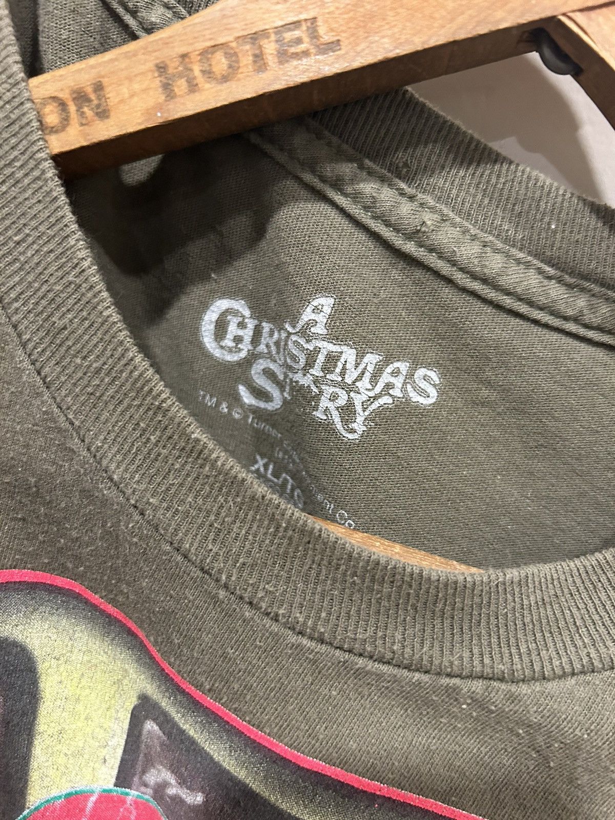 Vintage Extremely Rare Vintage A Christmas Story “Oh Fudge” Shirt Size US XL / EU 56 / 4 - 3 Thumbnail