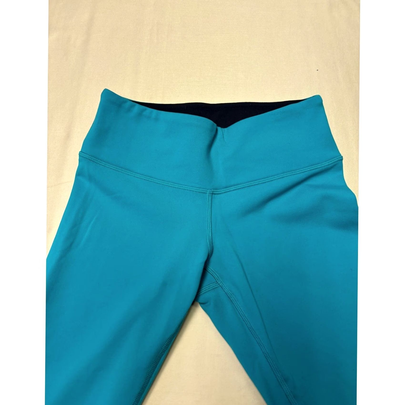 Lululemon Lululemon Wunder Under Crop Leggings Teal Blue Size 4 W24 L21 Yoga Pants Women Size 27" / US 4 / IT 40 - 2 Thumbnail